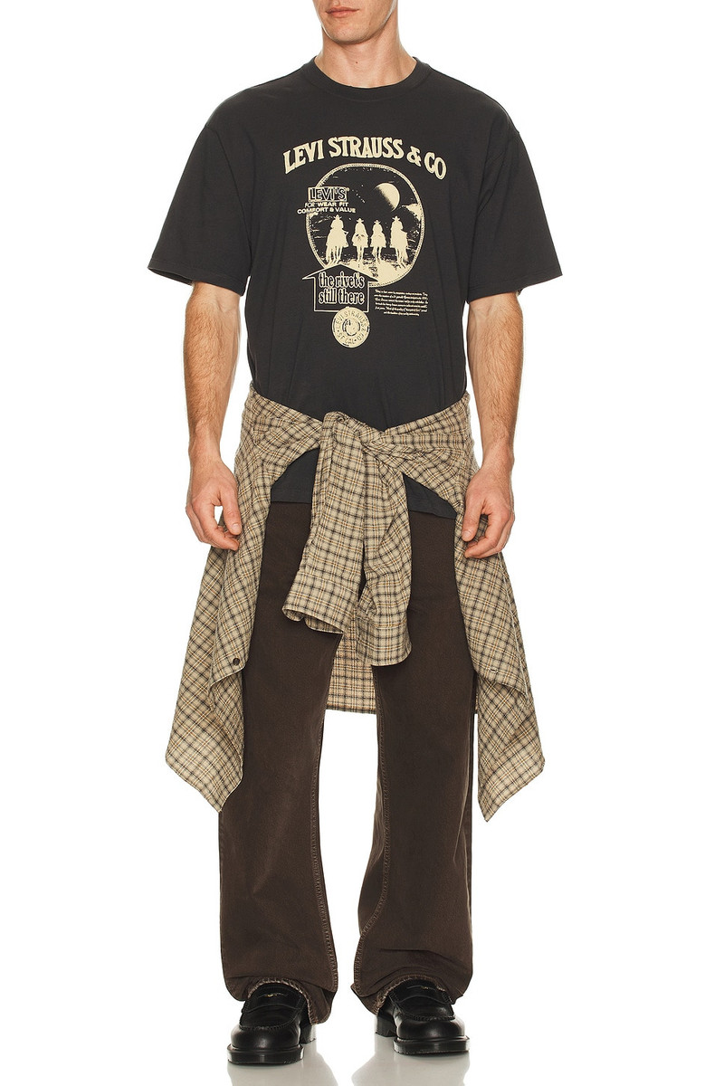 Levi's Vintage Fit Graphic Tee outlook