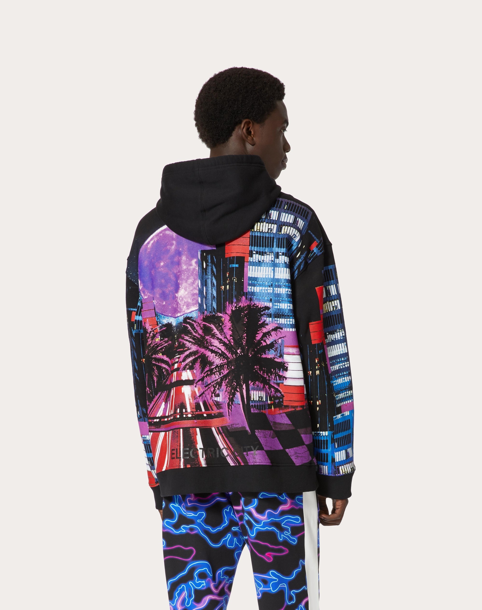 SWEATSHIRT WITH ELECTRIC CITY PRINT - 4