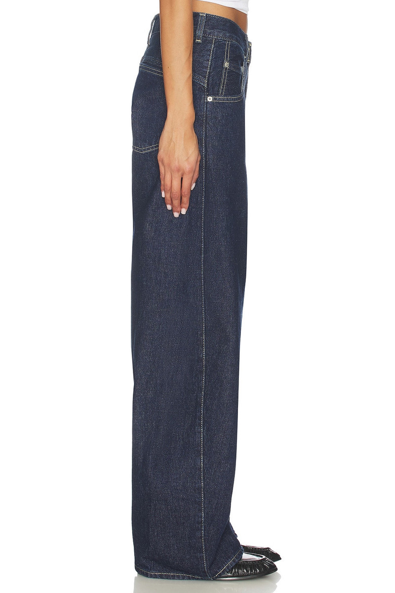 Levi's Super Baggy Barrel Jeans outlook