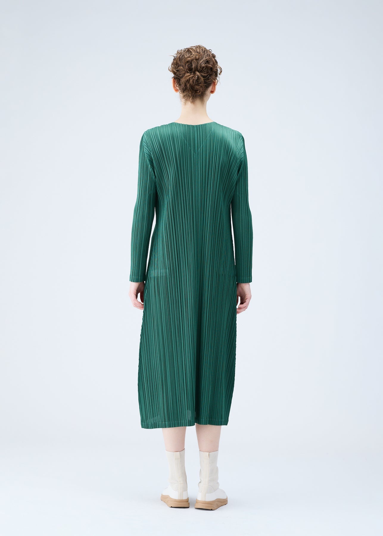 MONTHLY COLORS : DECEMBER DRESS - 4