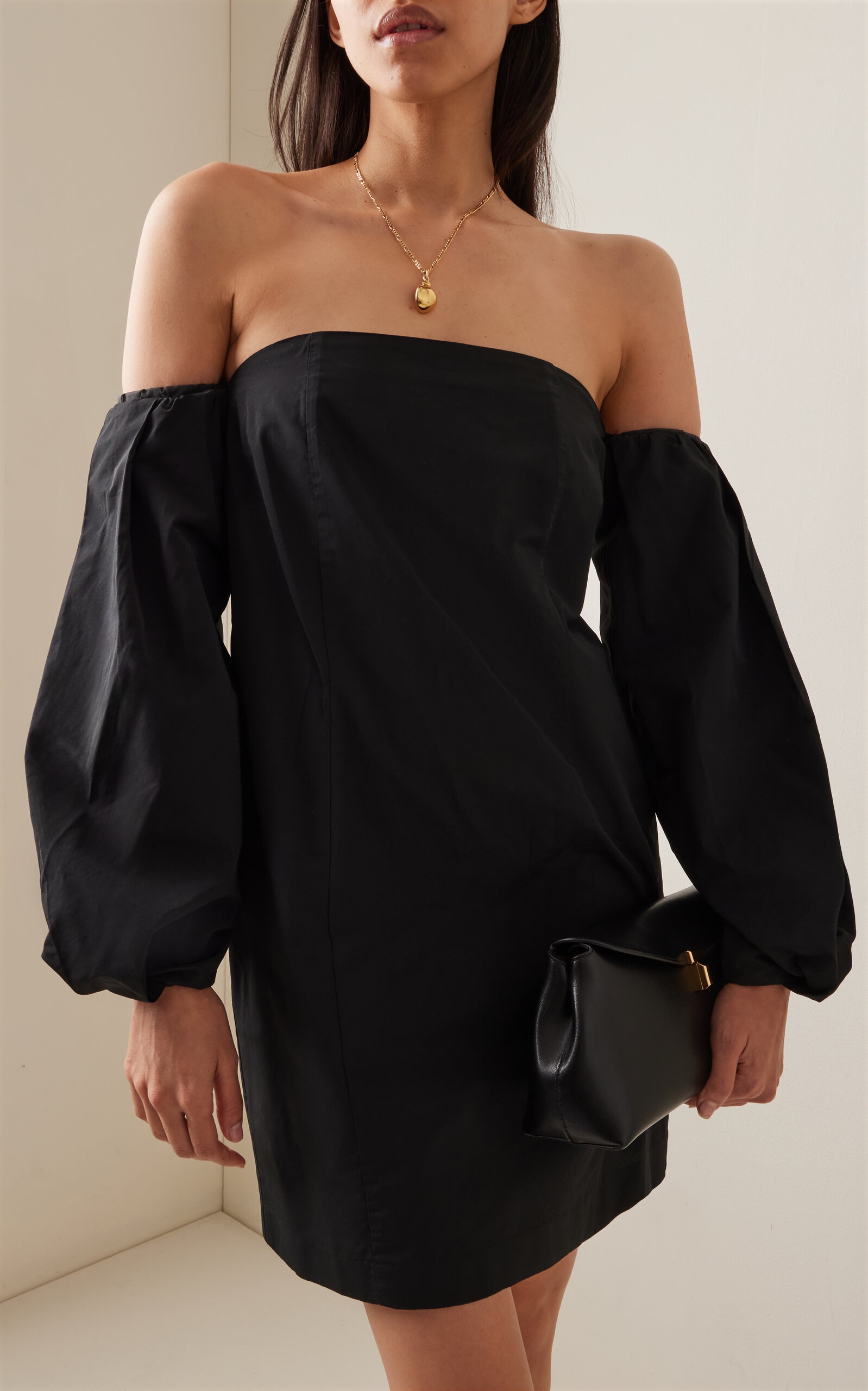 Off-The-Shoulder Crepe Mini Dress black - 3