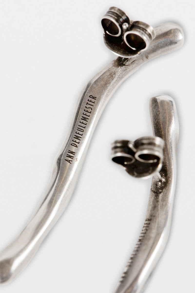 Ann Demeulemeester Usva Futuristic Fine Thorn Earrings outlook