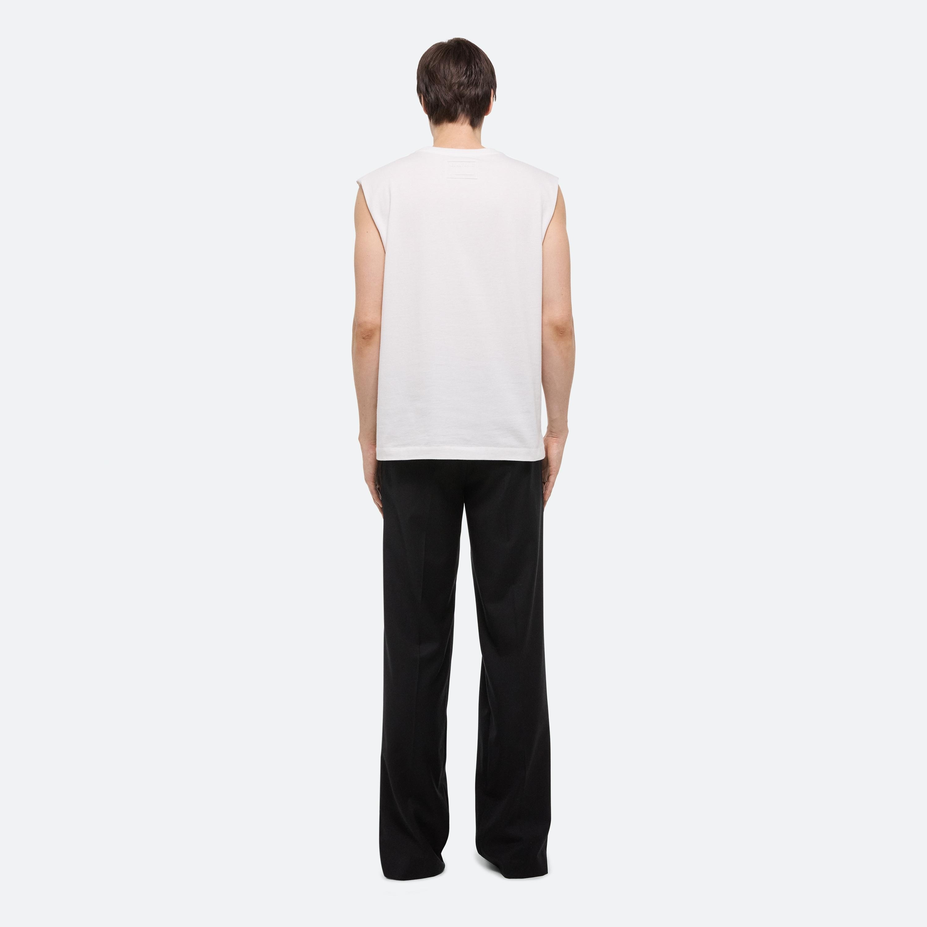 EMBOSSED LOGO TANK - 5