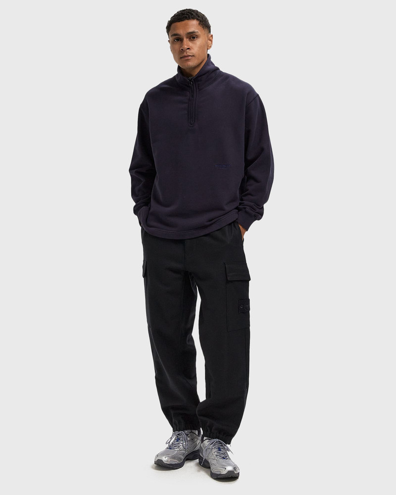 Stone Island TROUSERS outlook
