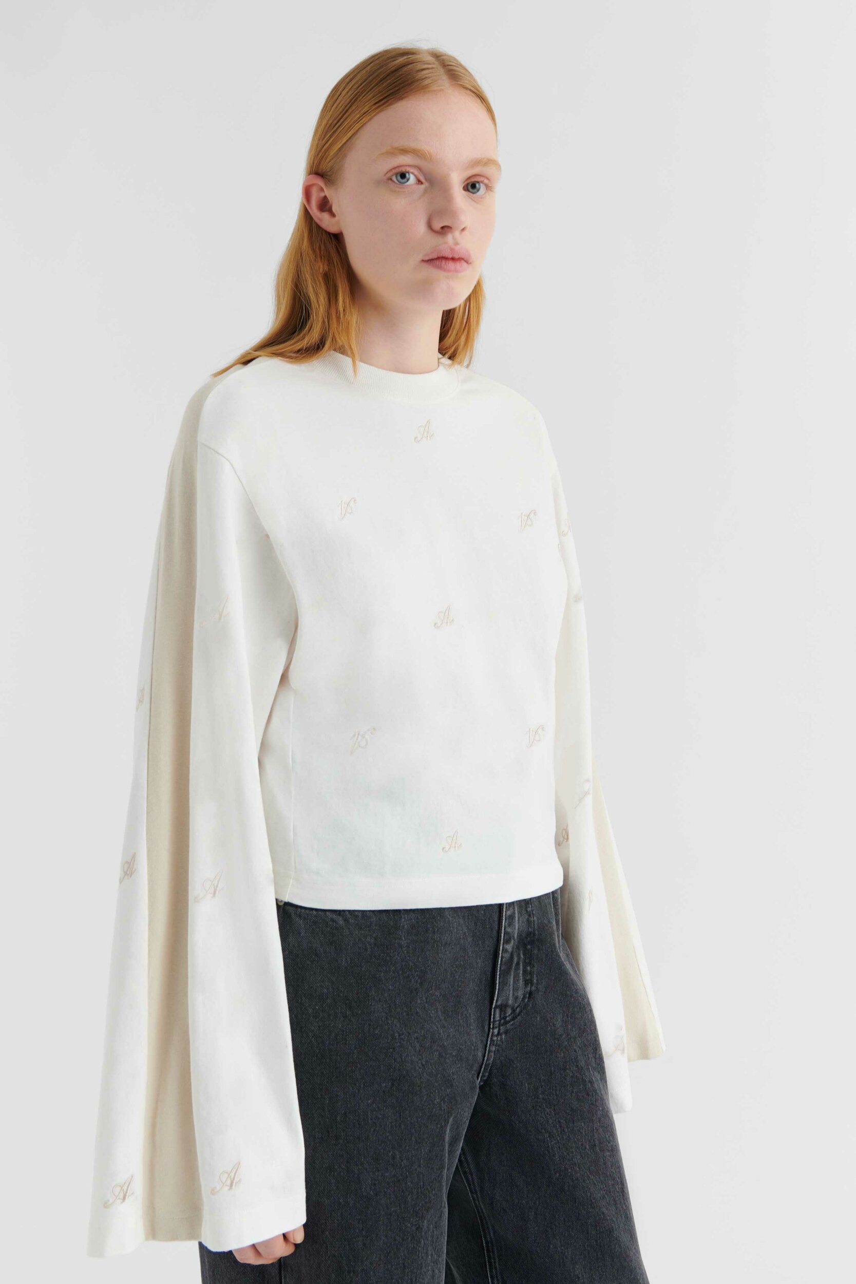 Trace Long-Sleeve T-Shirt - 5