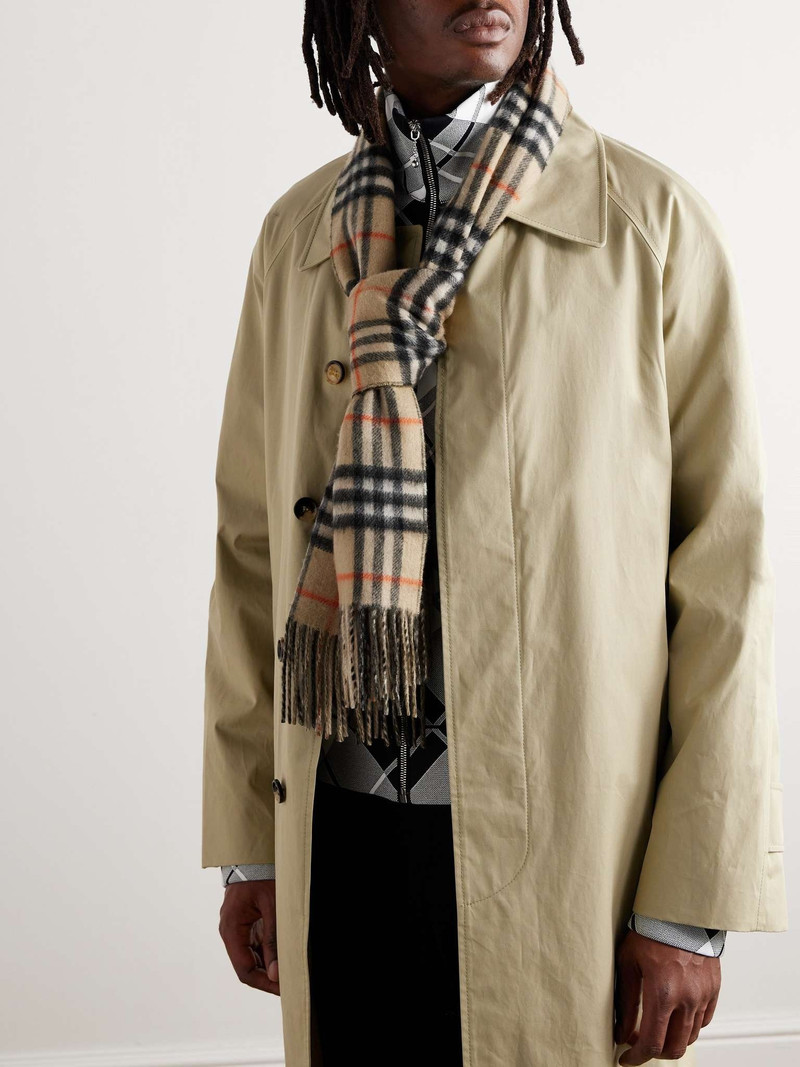 Burberry Logo-Appliquéd Fringed Reversible Checked Cashmere Scarf outlook