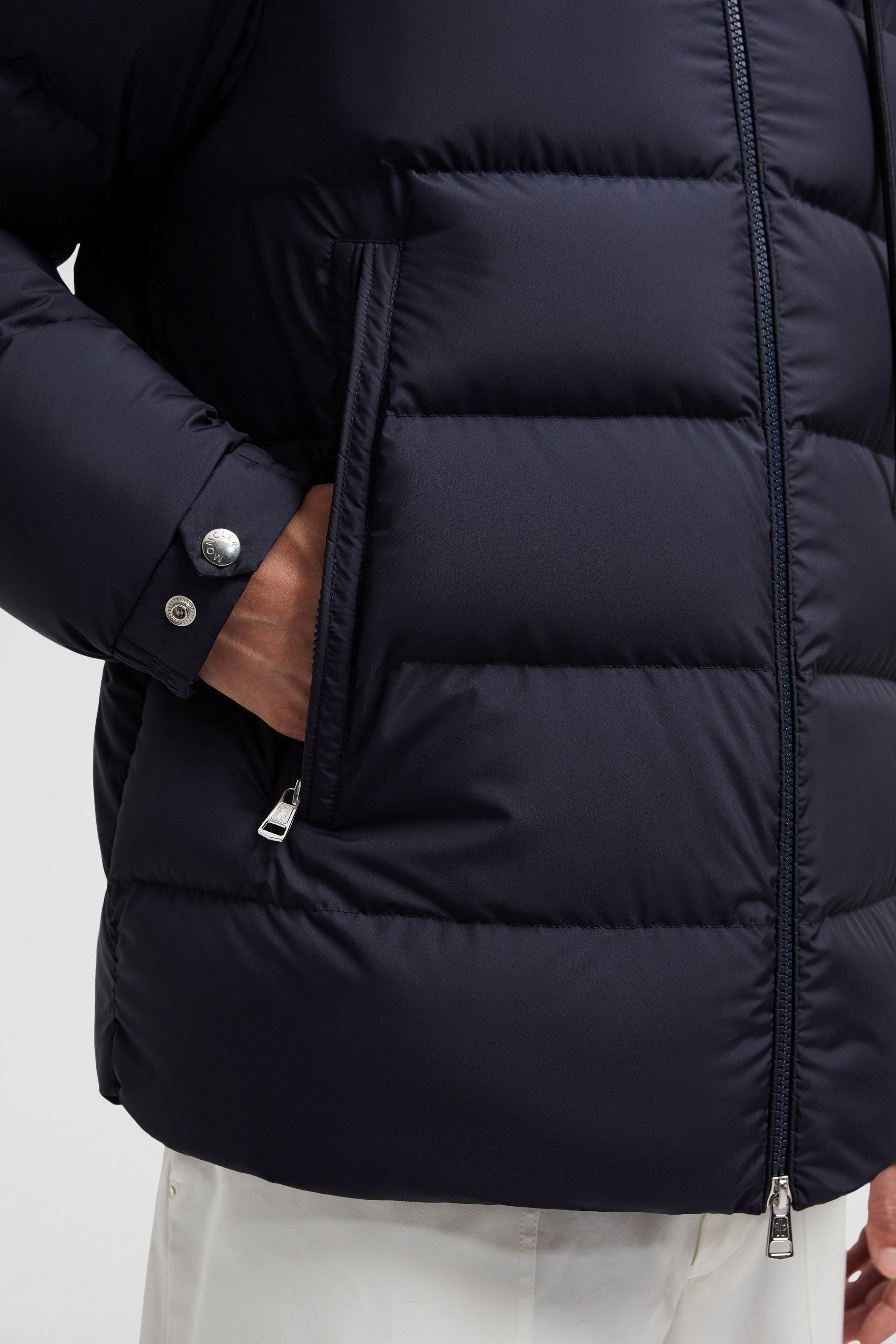 ダウンジャケット MONCLER | Cardere Short Down Jacket ブラック Cardere ショートダウンジャケット : ショートダウン