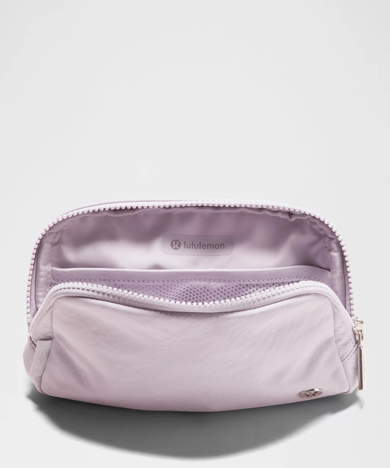 Everywhere Belt Bag with Long Strap 1L 5