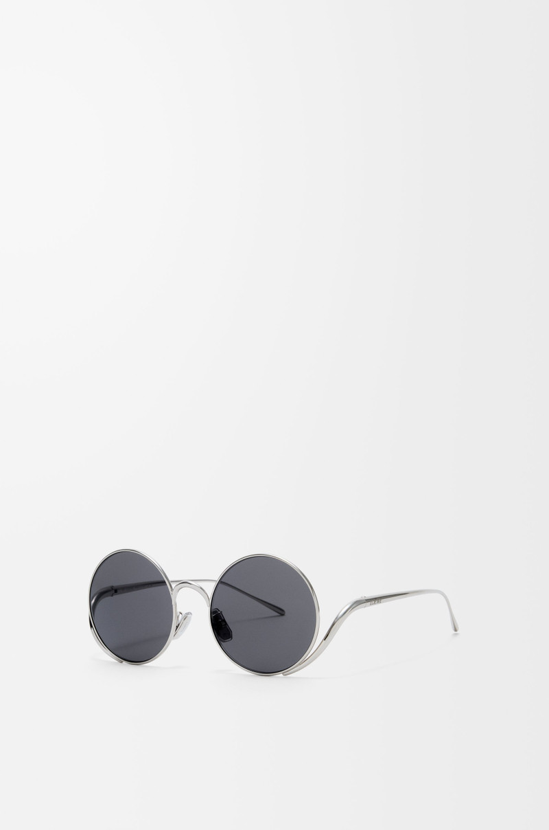 Loewe Island sunglasses outlook