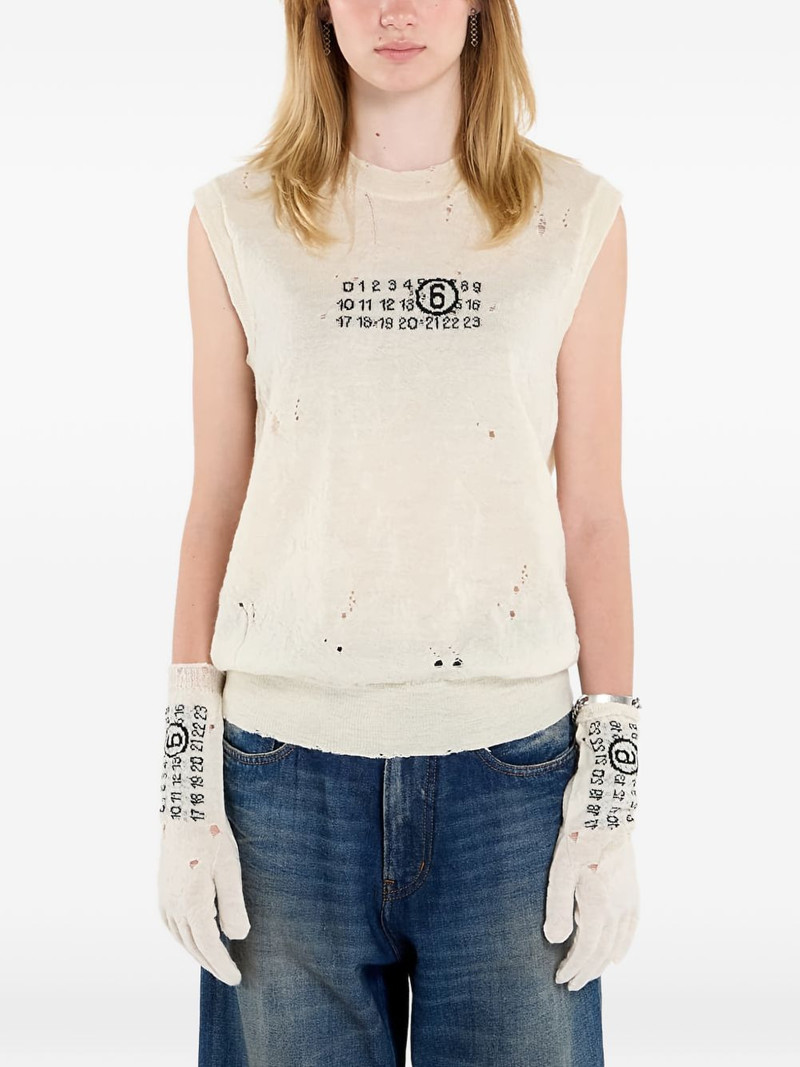 Numeric-logo distressed knitted vest 1