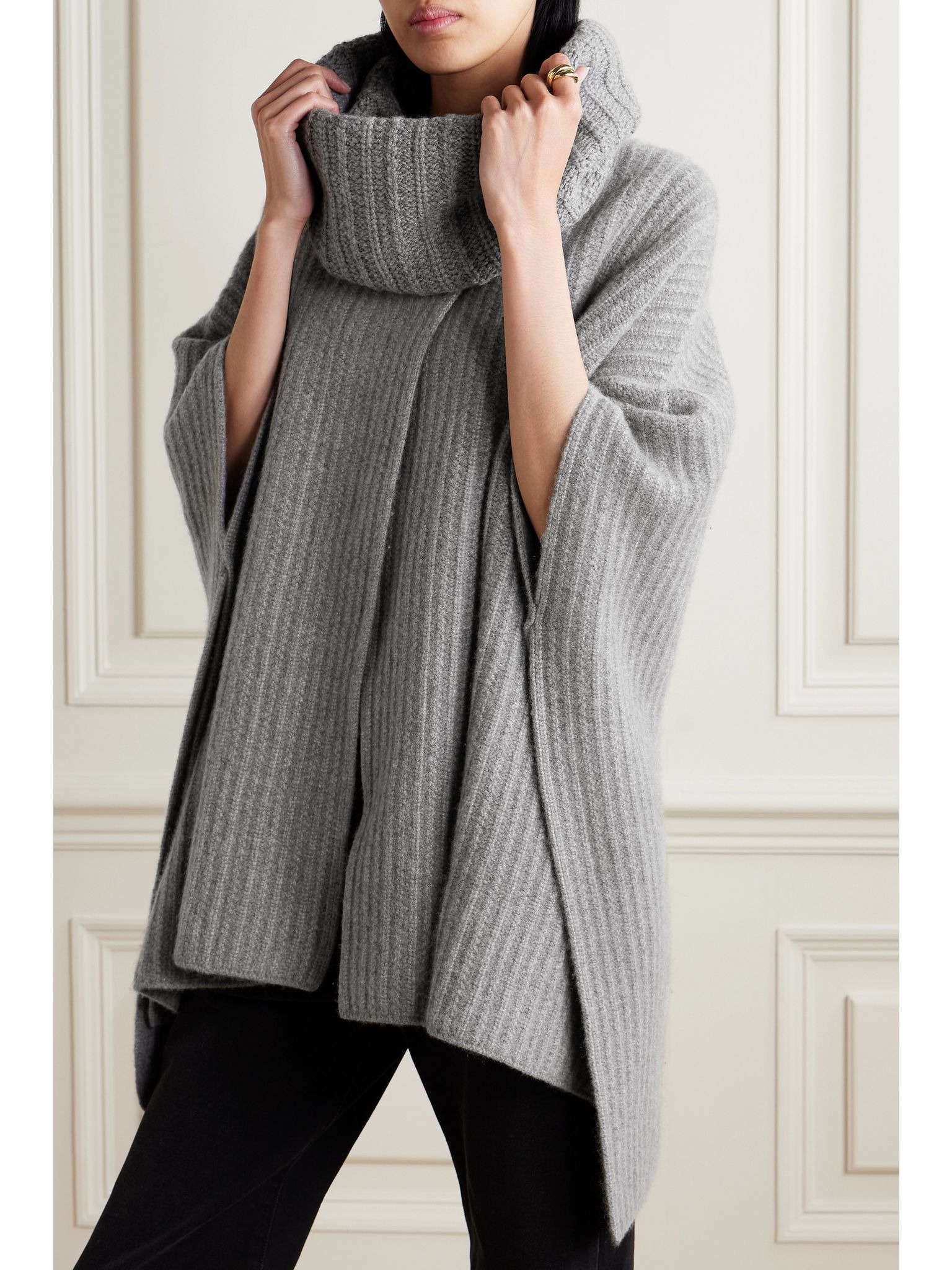 Waipara ribbed-knit turtleneck cashmere cape Gray - 3