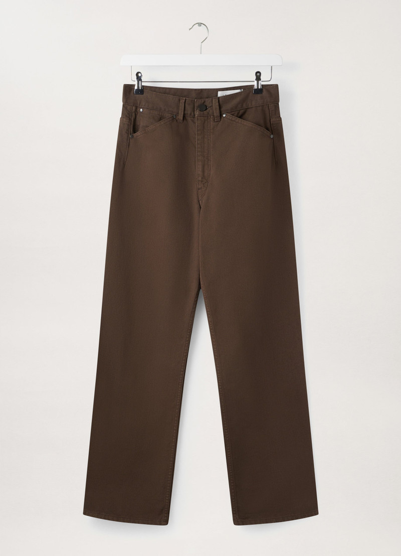 SEAMLESS JEANS
GARMENT DYED DENIM 1