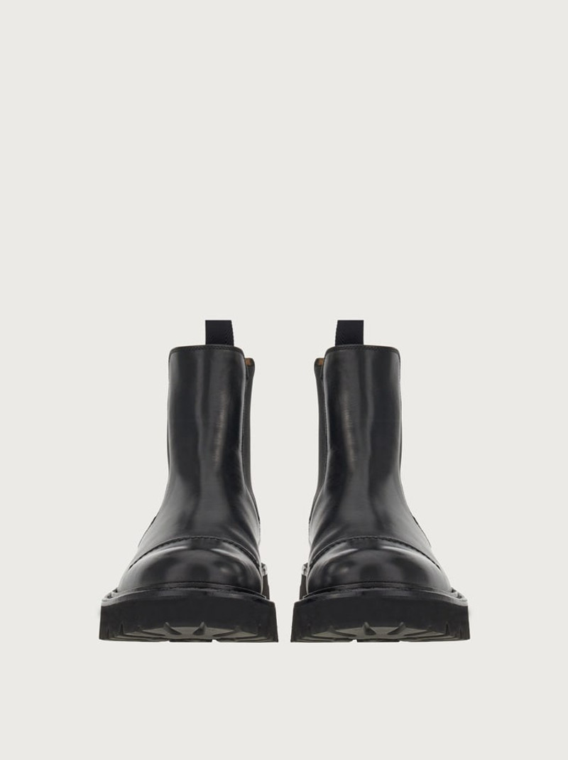 CHELSEA BOOT 2