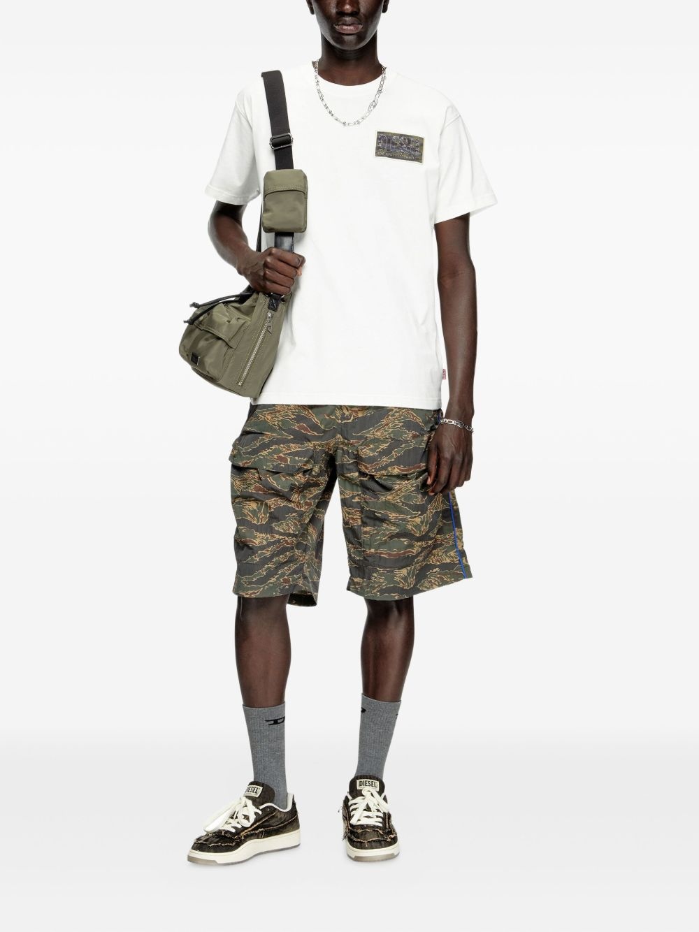 T-Norm-T3 graphic-patch T-shirt - 2