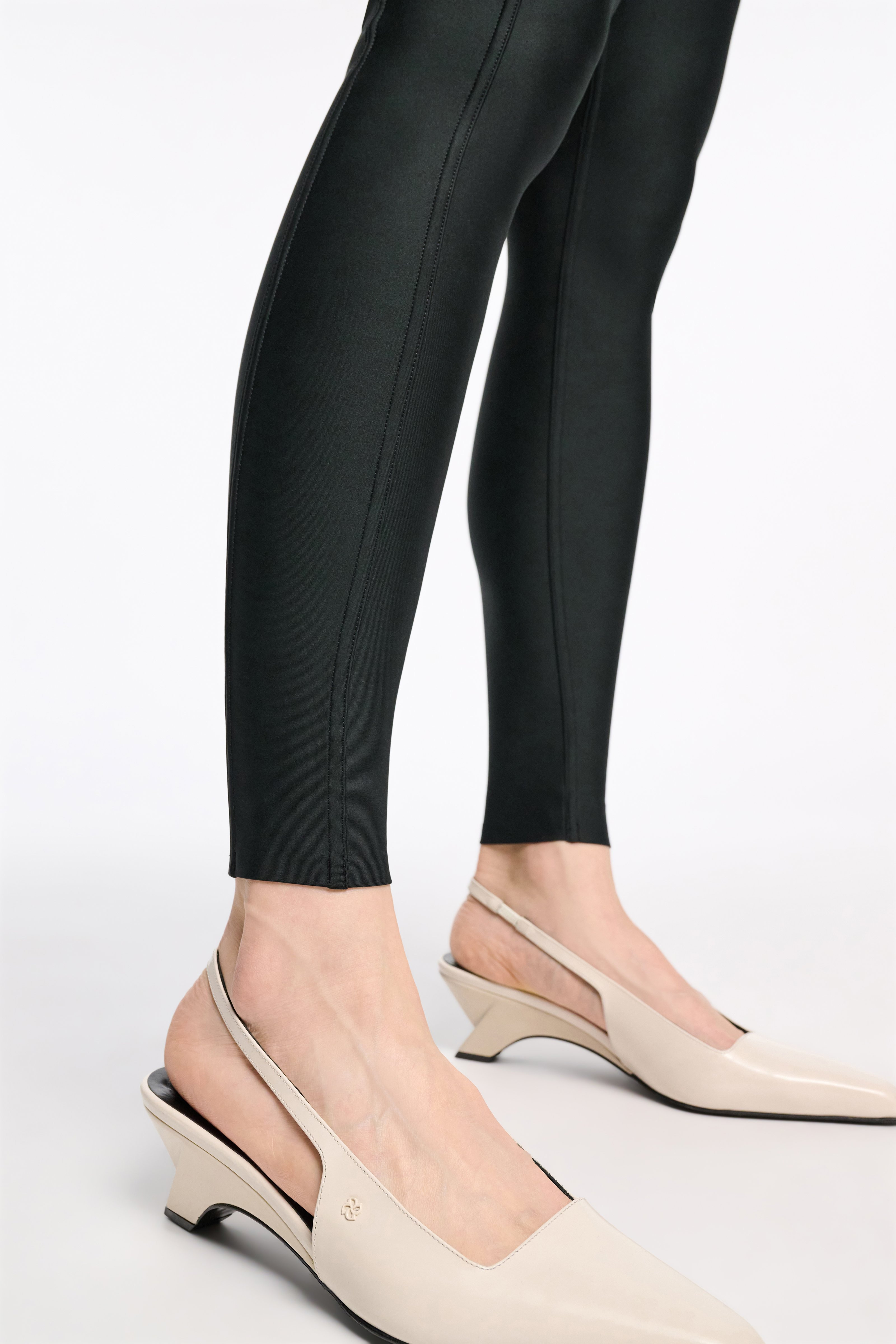 SHARP CUT pants - 7