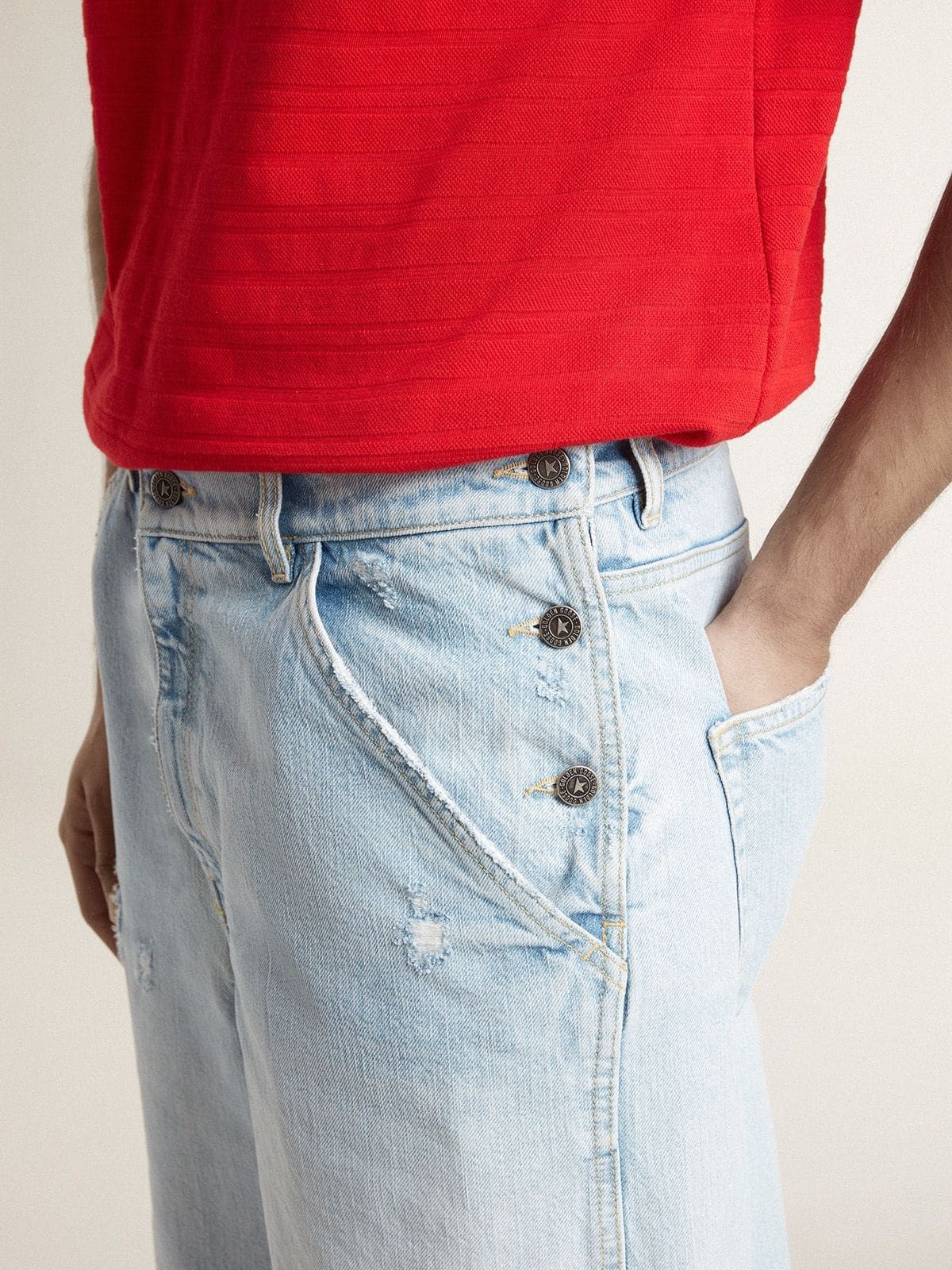 Men's denim Bermuda shorts with lived-in effect - 5