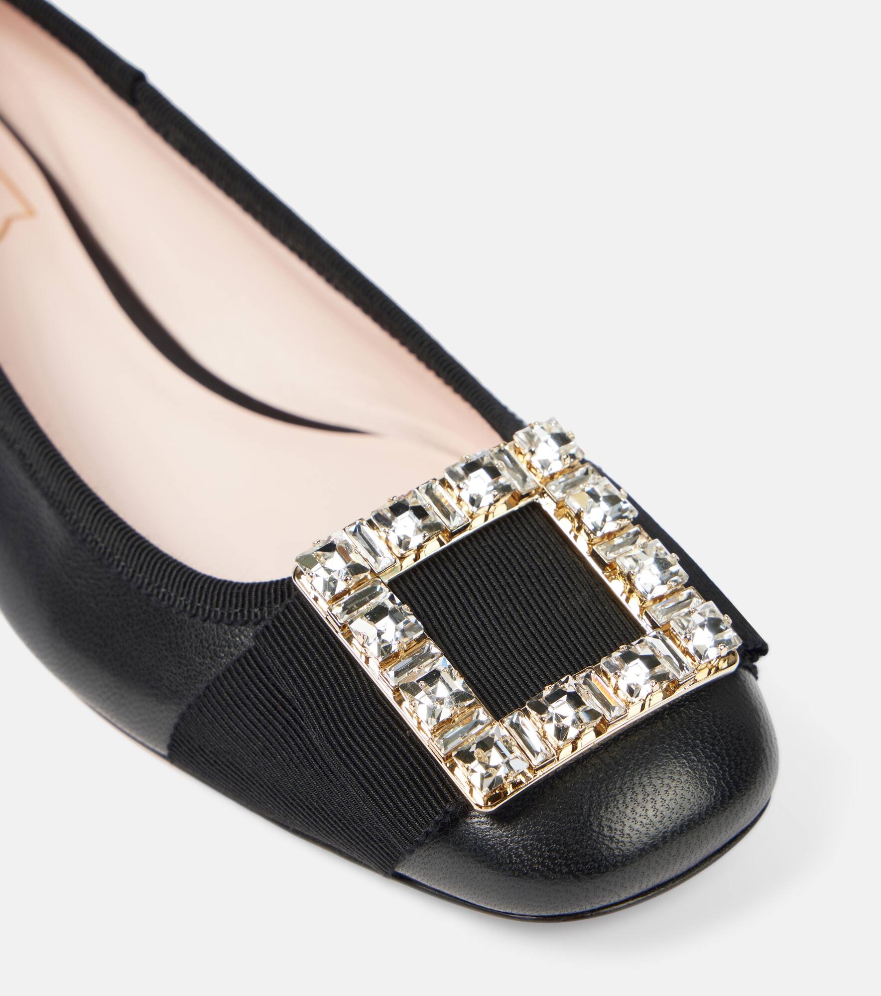 Tres Vivier embellished leather ballet flats - 6