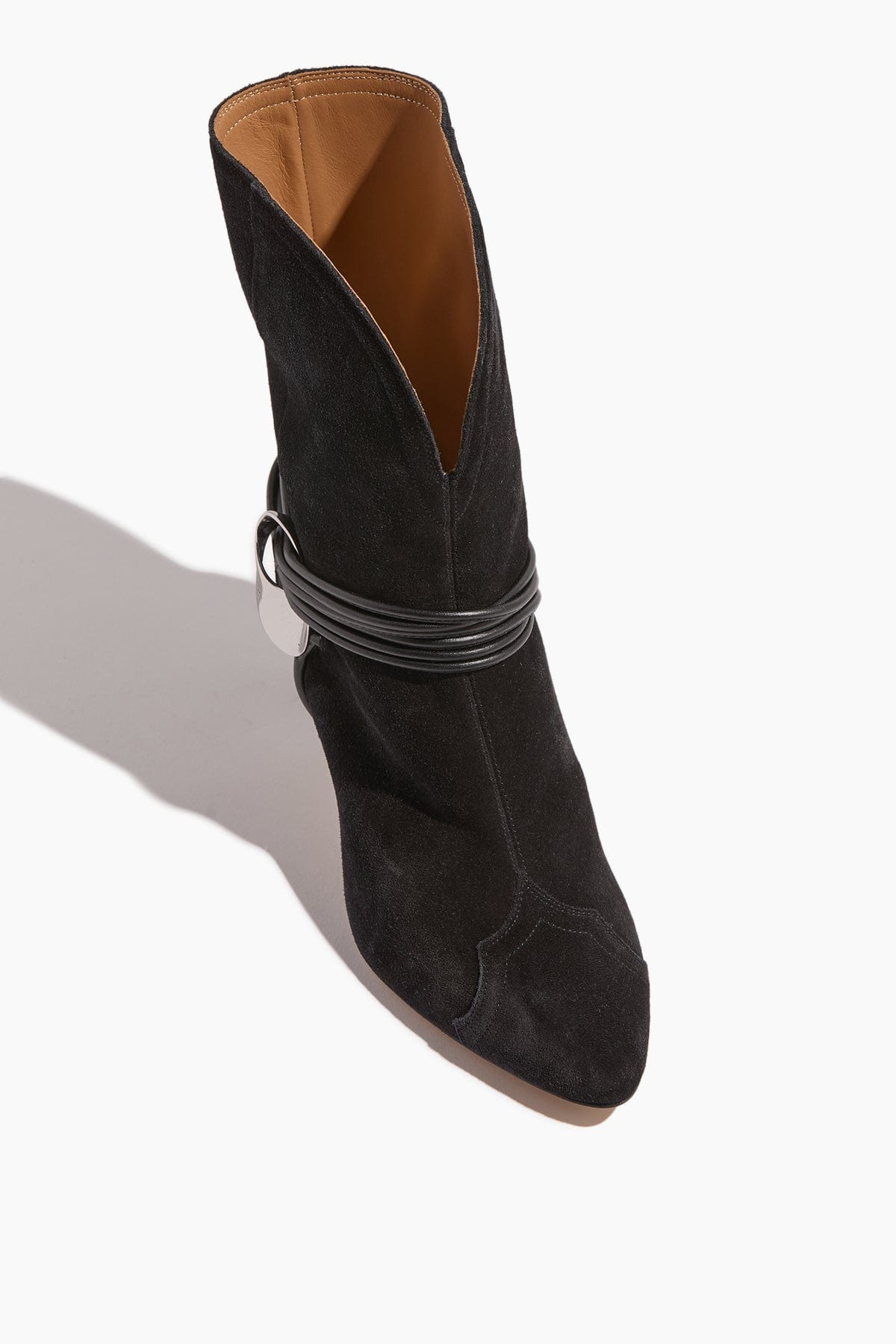 Dytho Boots in Black - 3