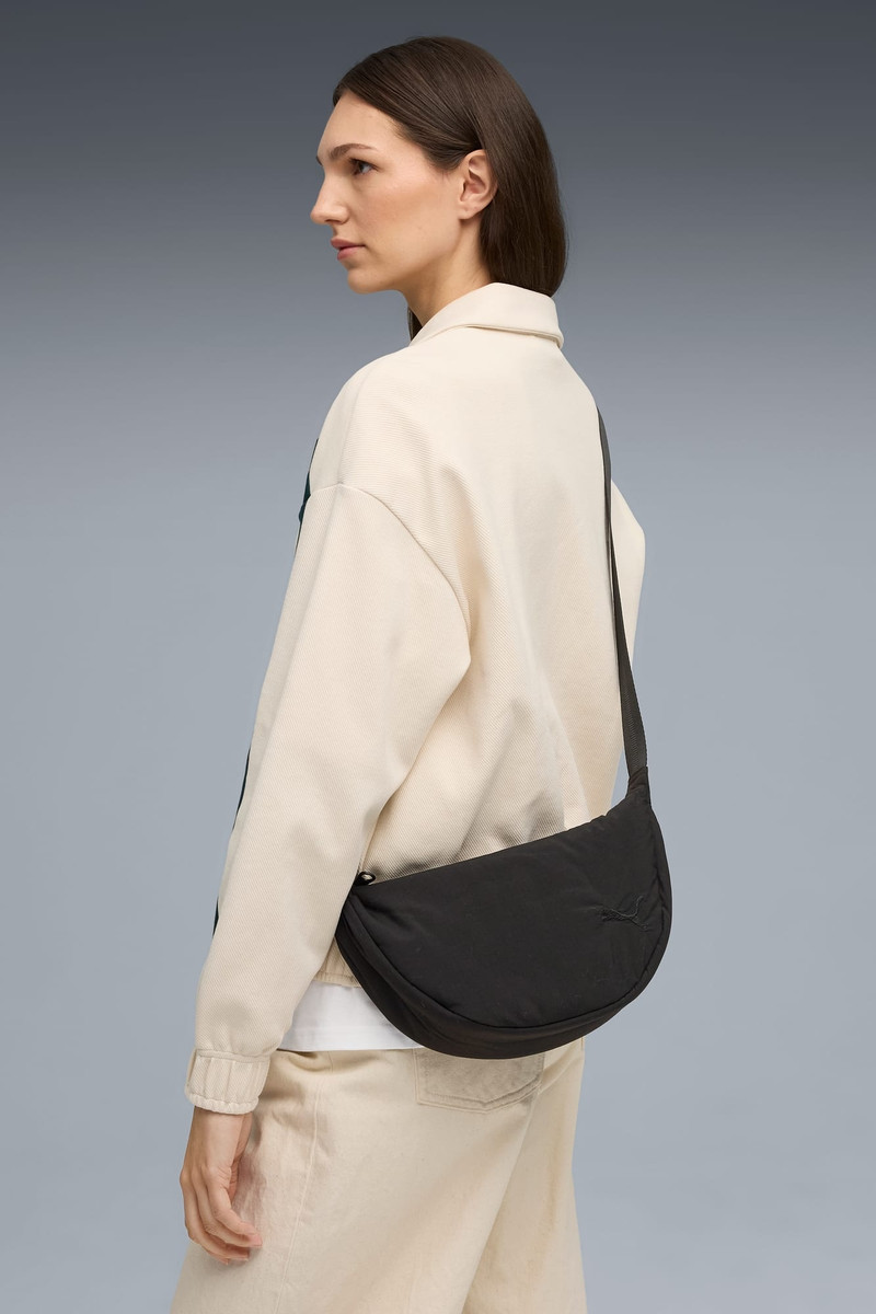 PUMA HER Half Moon Bag Youth outlook