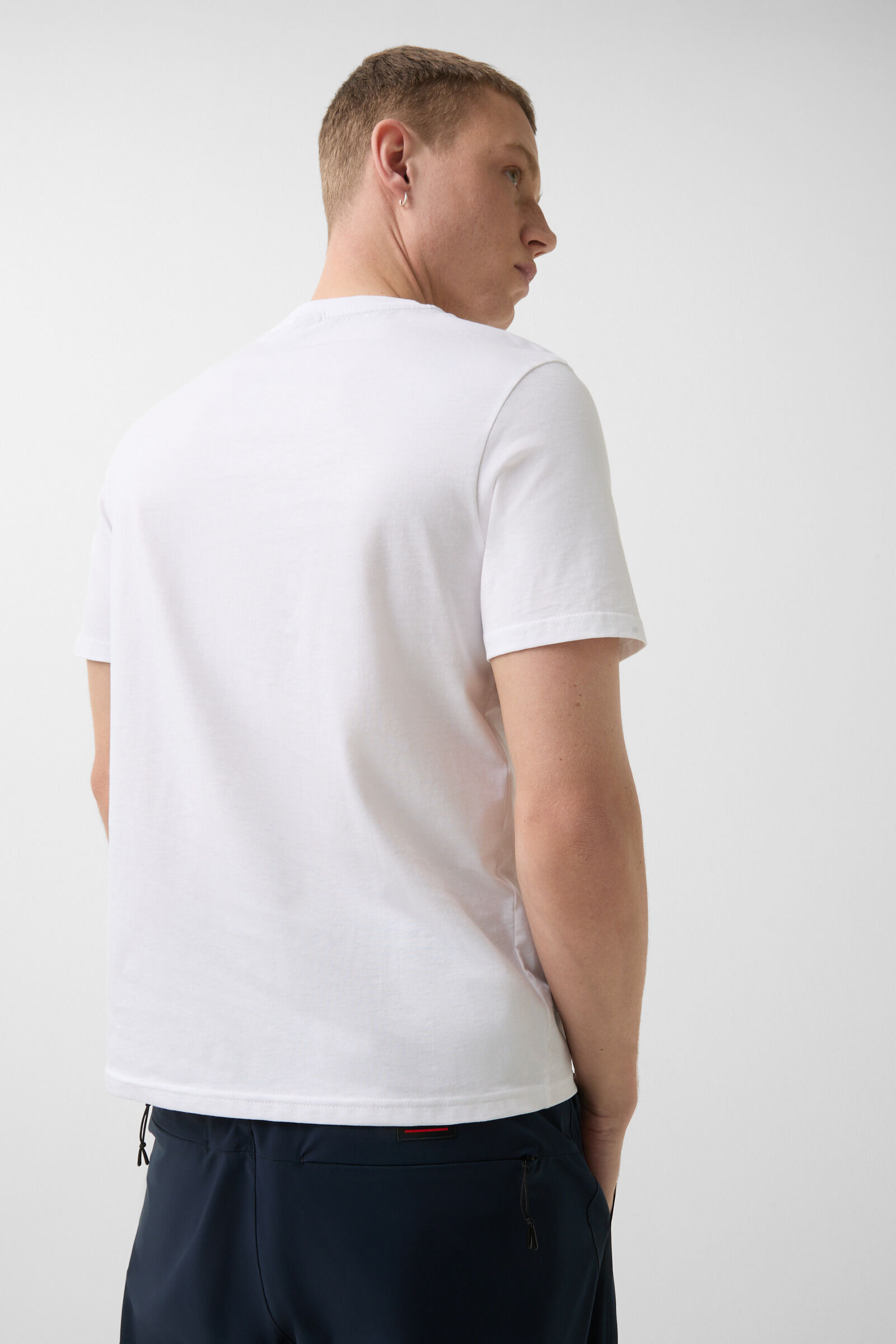 Vito T-shirt in White - 3