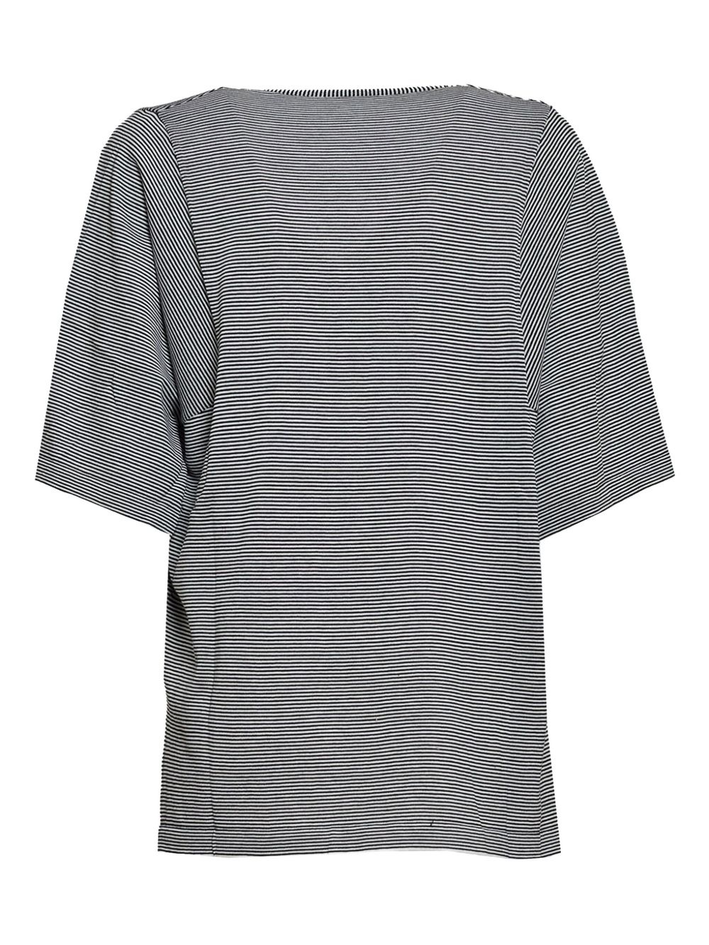 V-neck T-shirt - 2