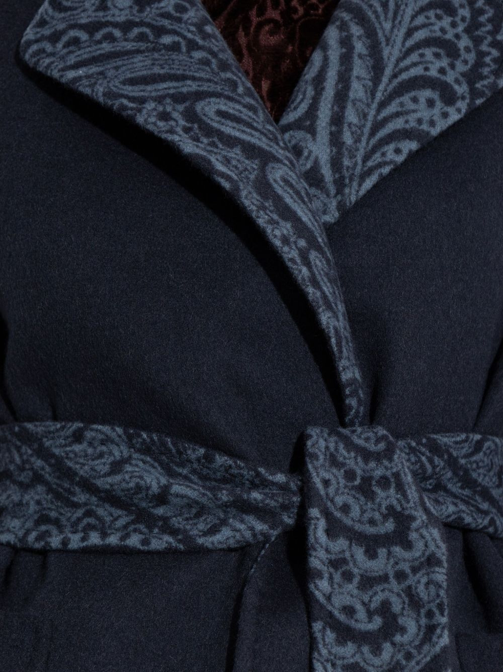 paisley-trimmed belted waistcoat - 4