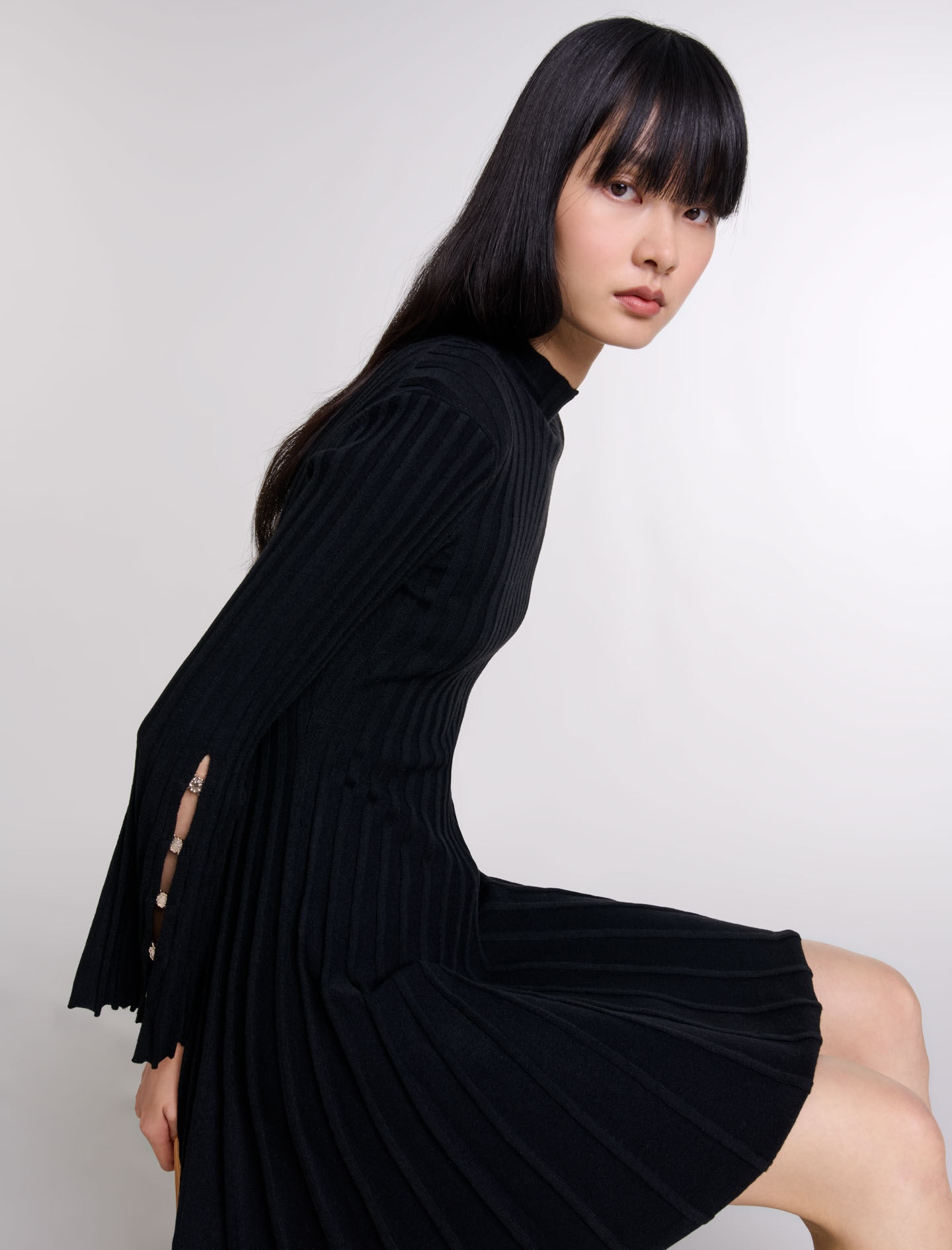 Short knit dress - 9