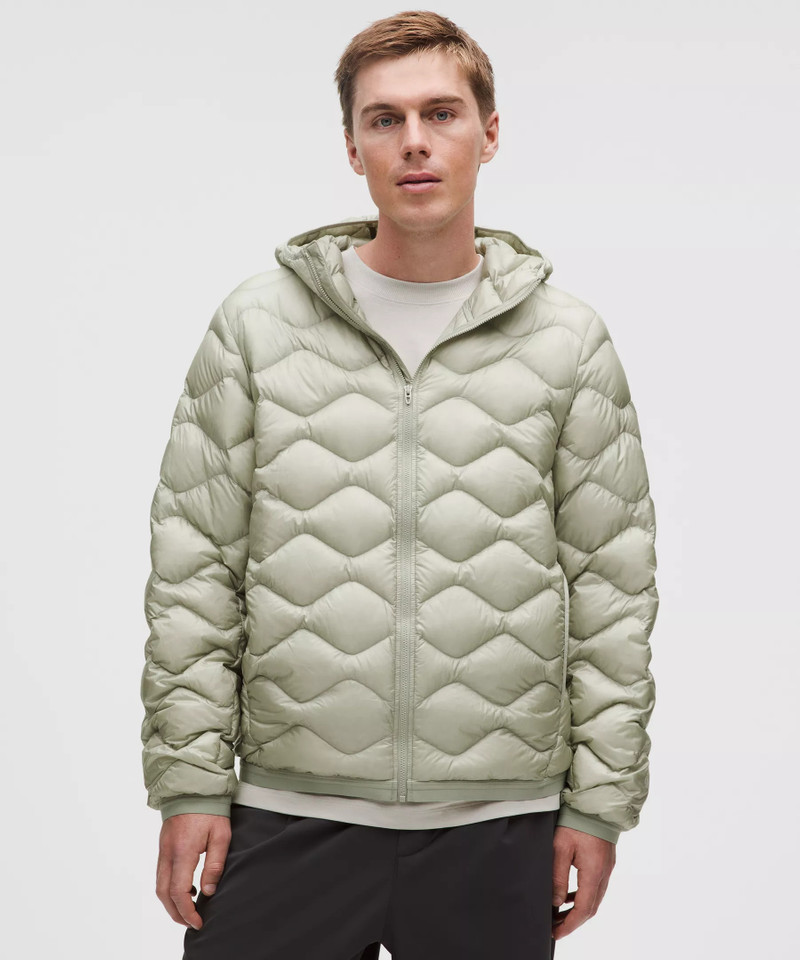 Featherweight 900-Down-Fill Quilted Hooded Jacket 1