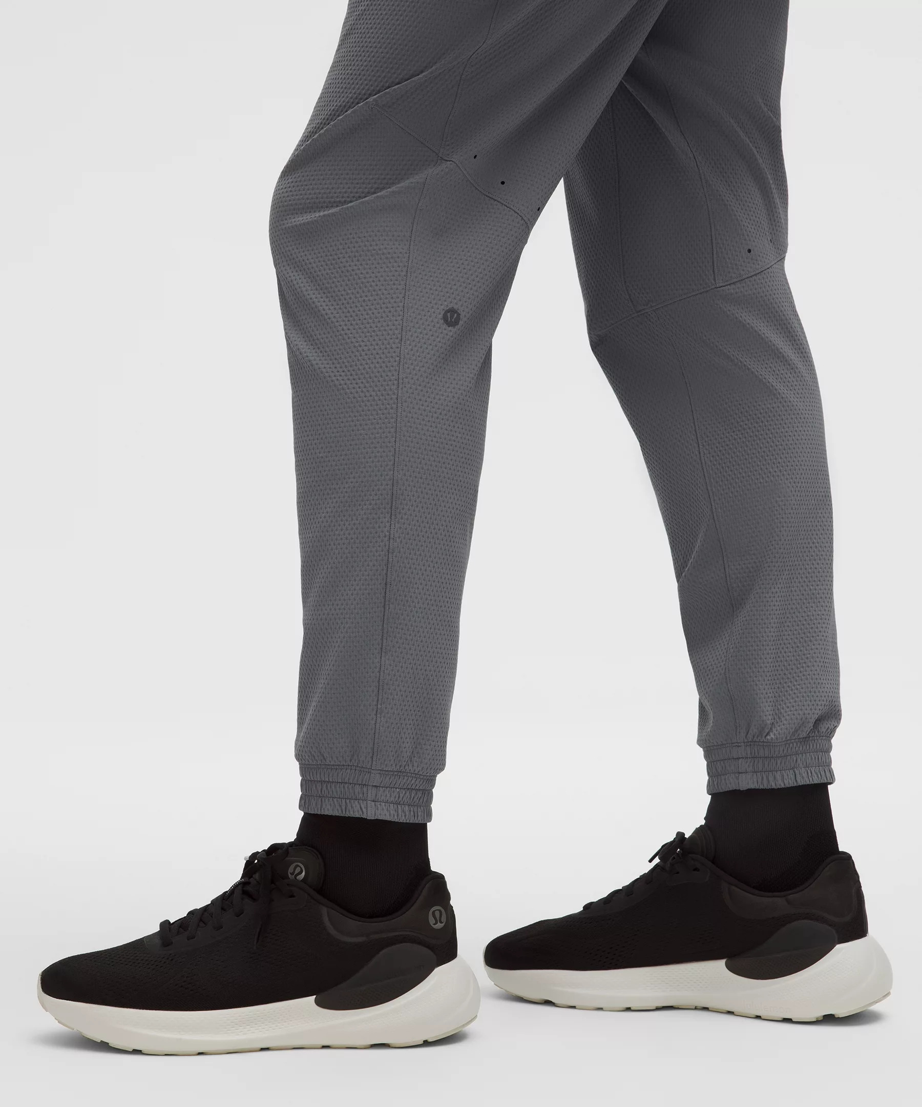 License to Train Textured Jogger *Tall - 8
