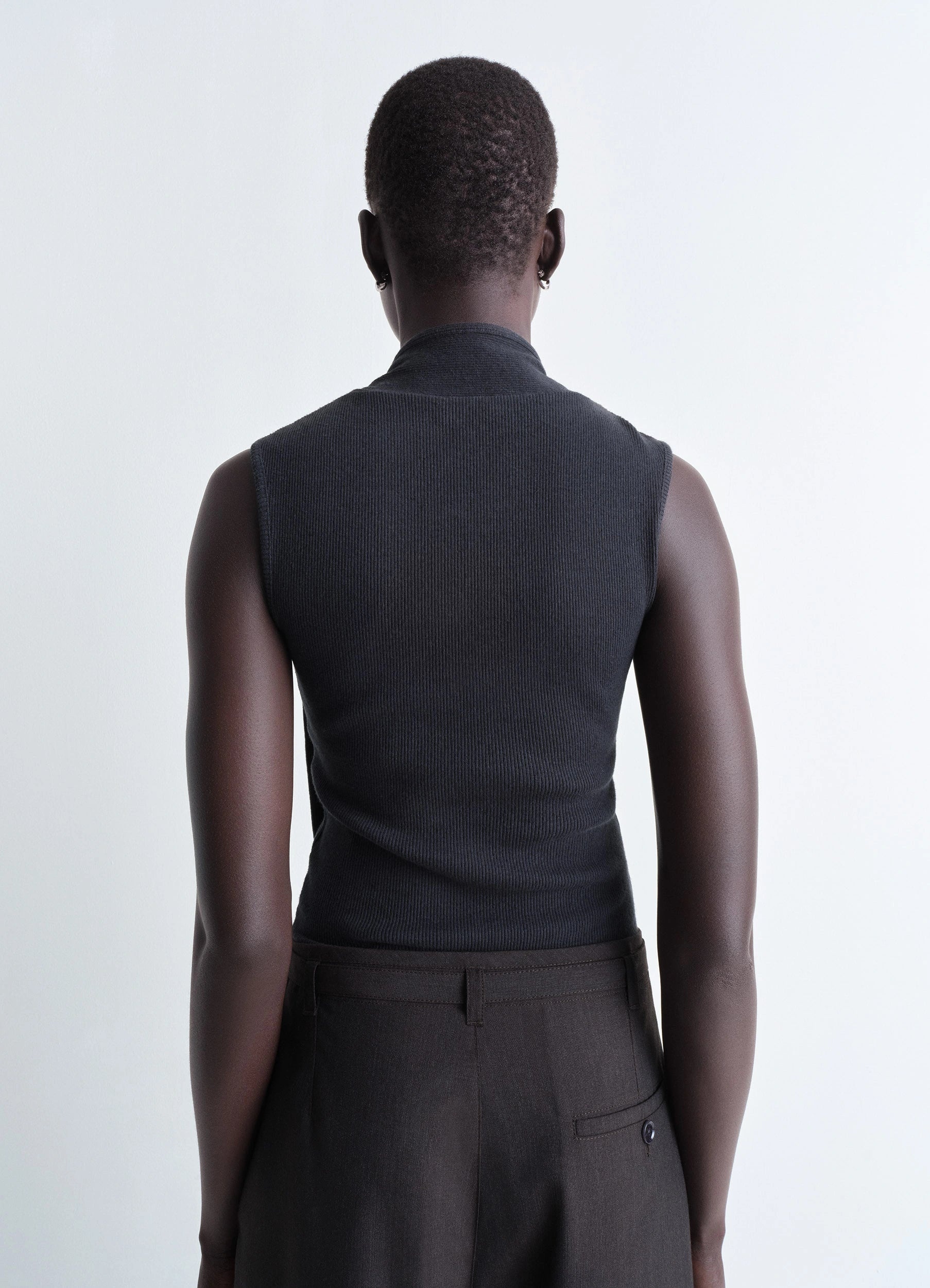 ASYMMETRICAL FITTED TOP - 4