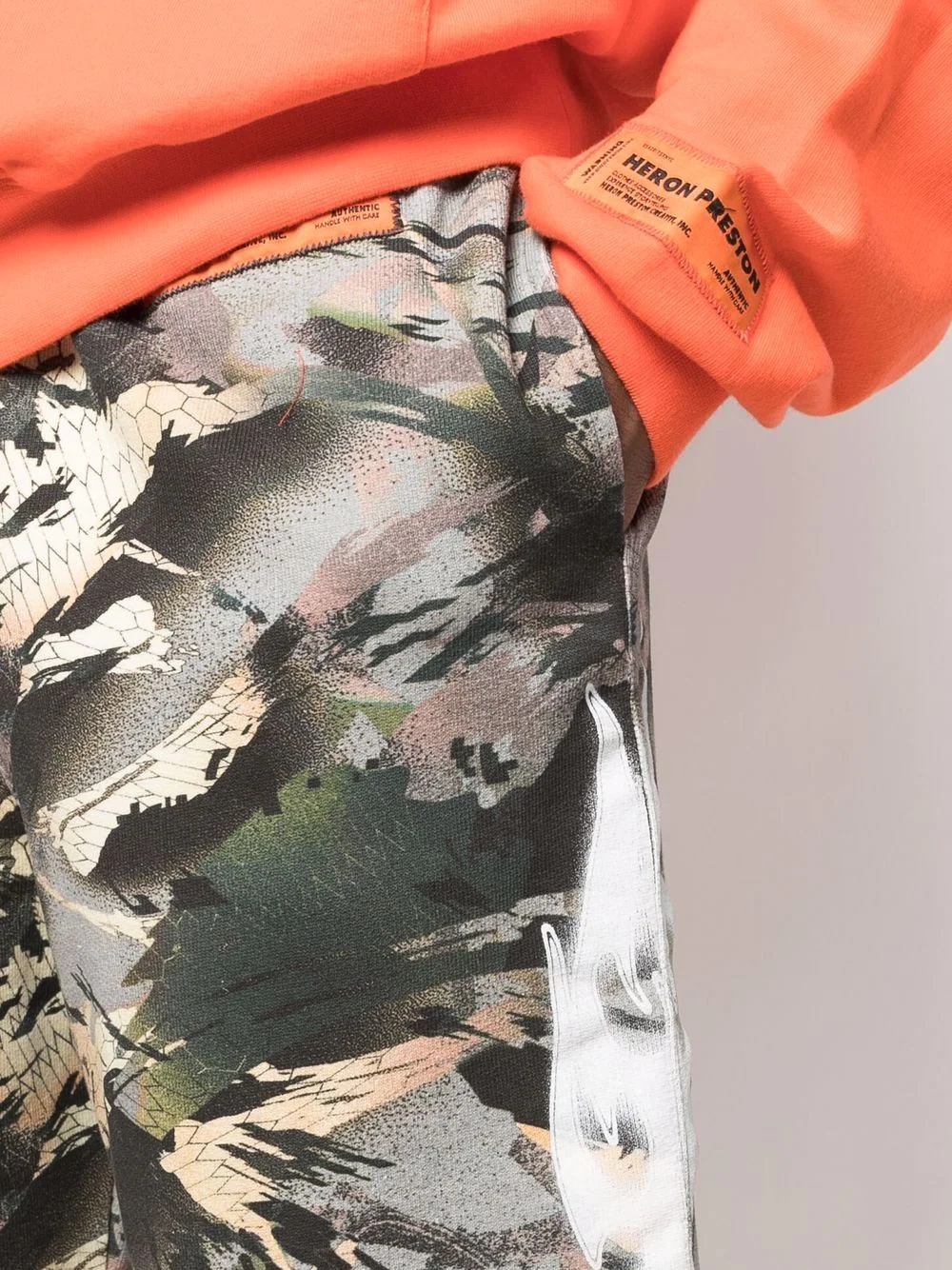 camouflage-print track shorts - 5