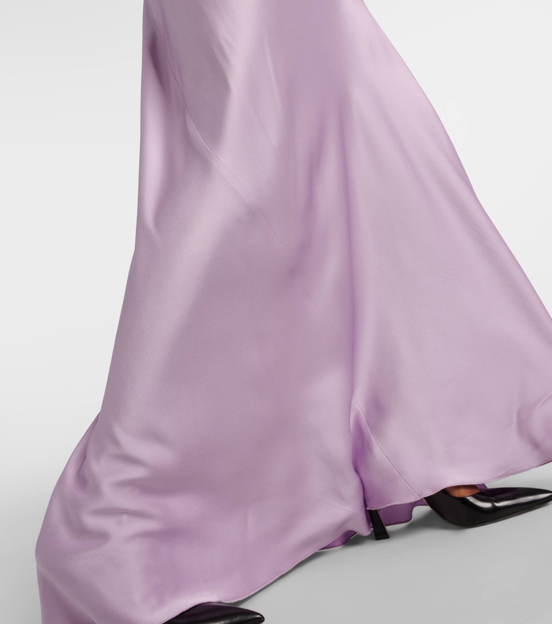 Satin gown - 5