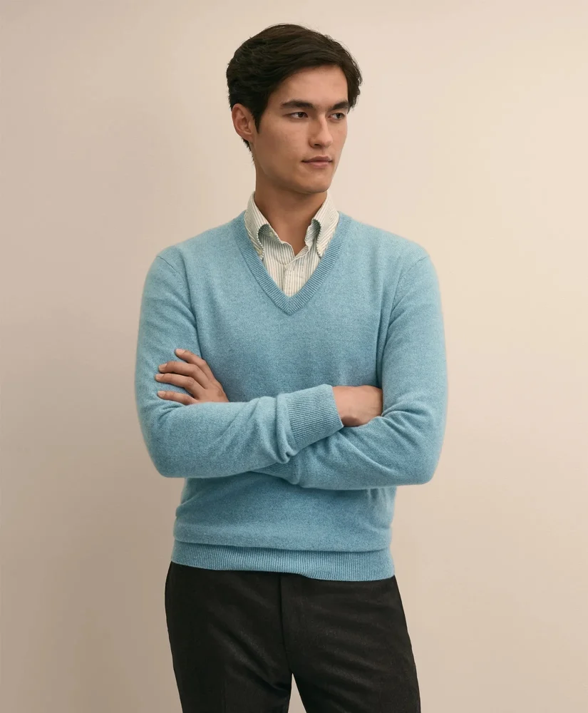 3-Ply Cashmere V-Neck Sweater - 1