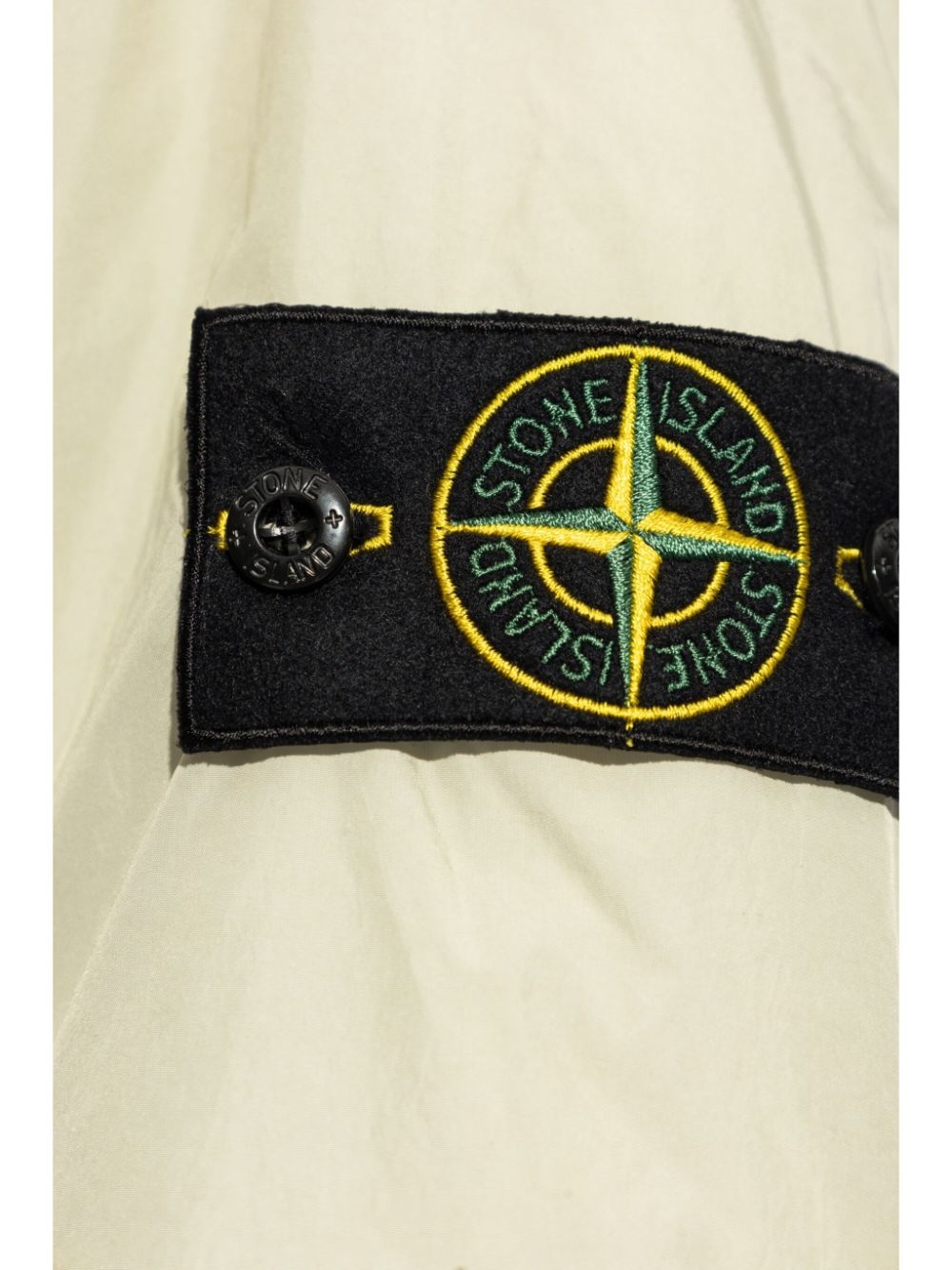 Compass-badge hooded windbreaker - 5