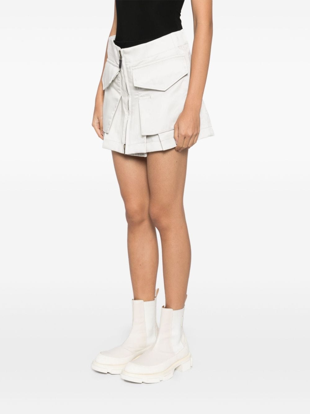 pleat detailing shorts - 3