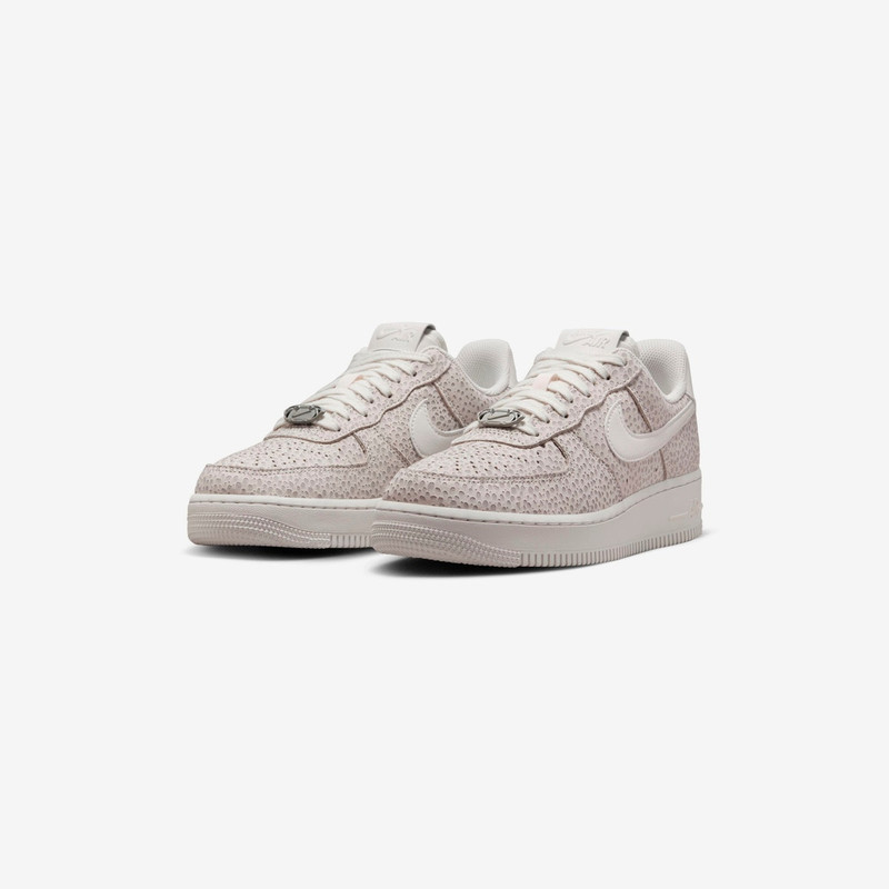 Nike Wmns Air Force 1 '07 PRM outlook