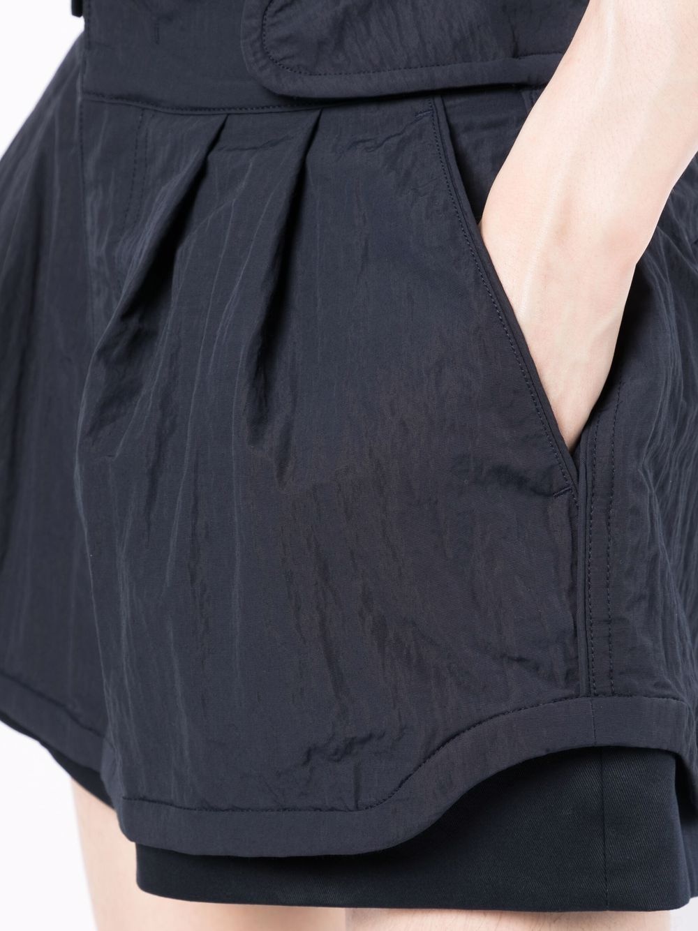 crease-effect pleated shorts - 9