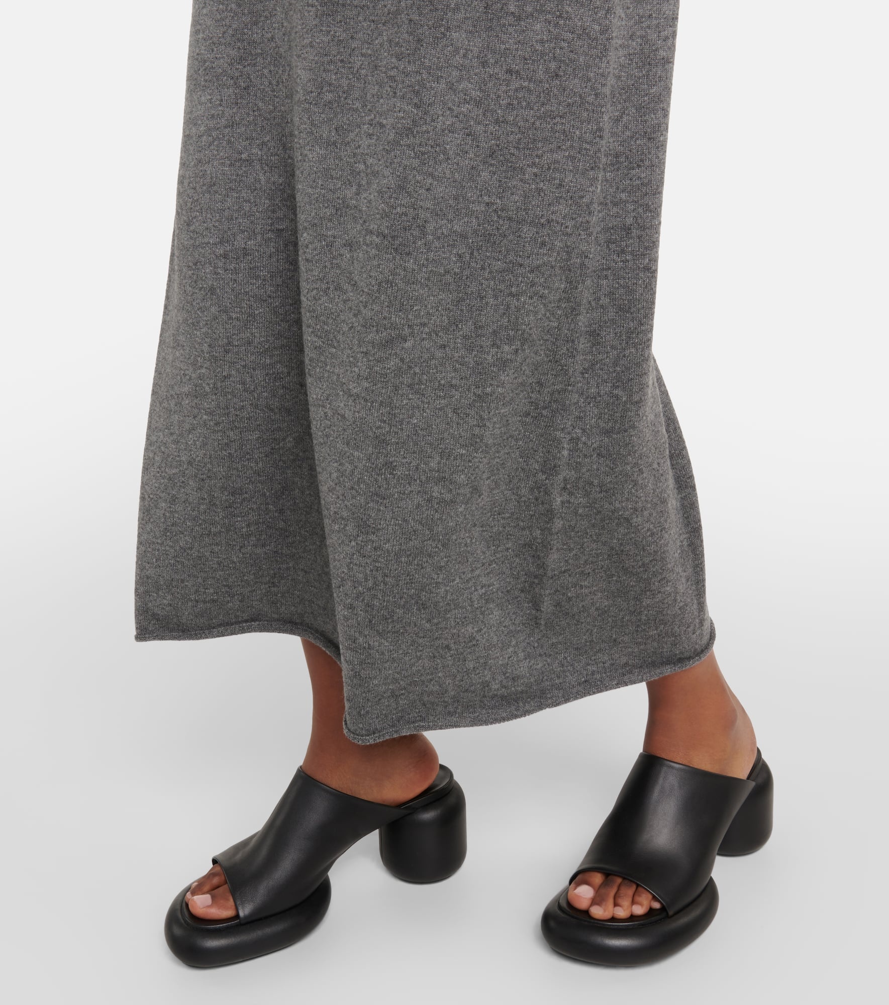 Cashmere turtleneck midi dress - 5