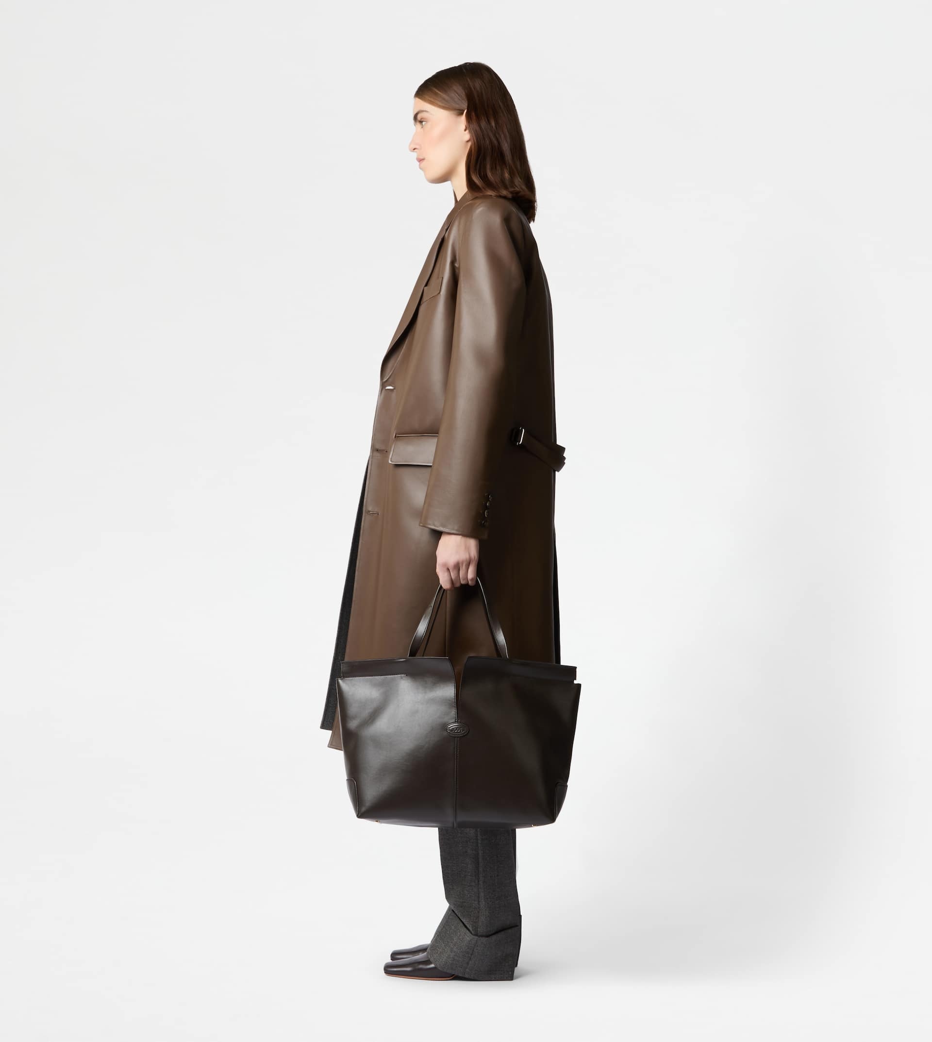 TOD'S DI FOLIO IN LEATHER MEDIUM - BROWN - 8
