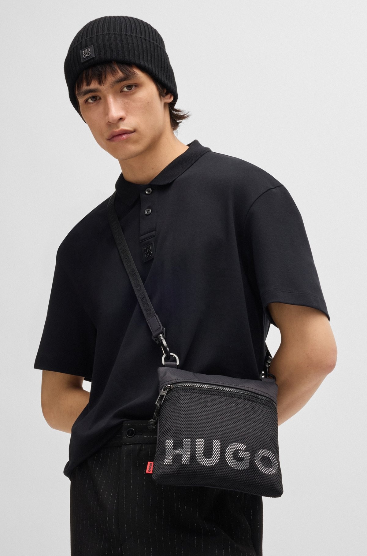 ENVELOPE BAG WITH DETACHABLE STRAP AND MESH-COVERED LOGO - 4