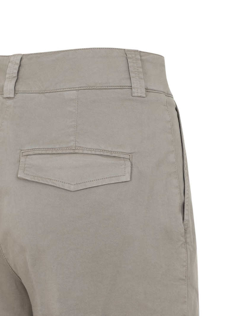 mid-rise trousers 3
