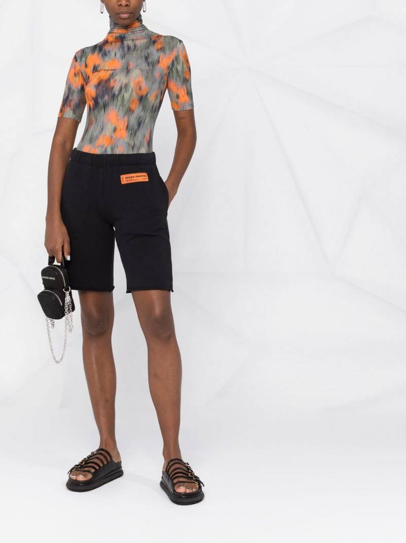 Heron Preston logo-patch organic-cotton knee-length shorts outlook