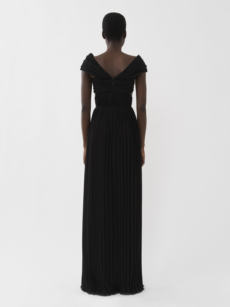 OFF-THE-SHOULDER EVENING GOWN 4