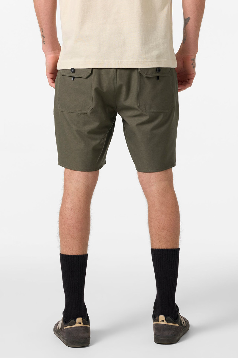 Utility Scallop Hybrid 18" Hybrid Shorts 5