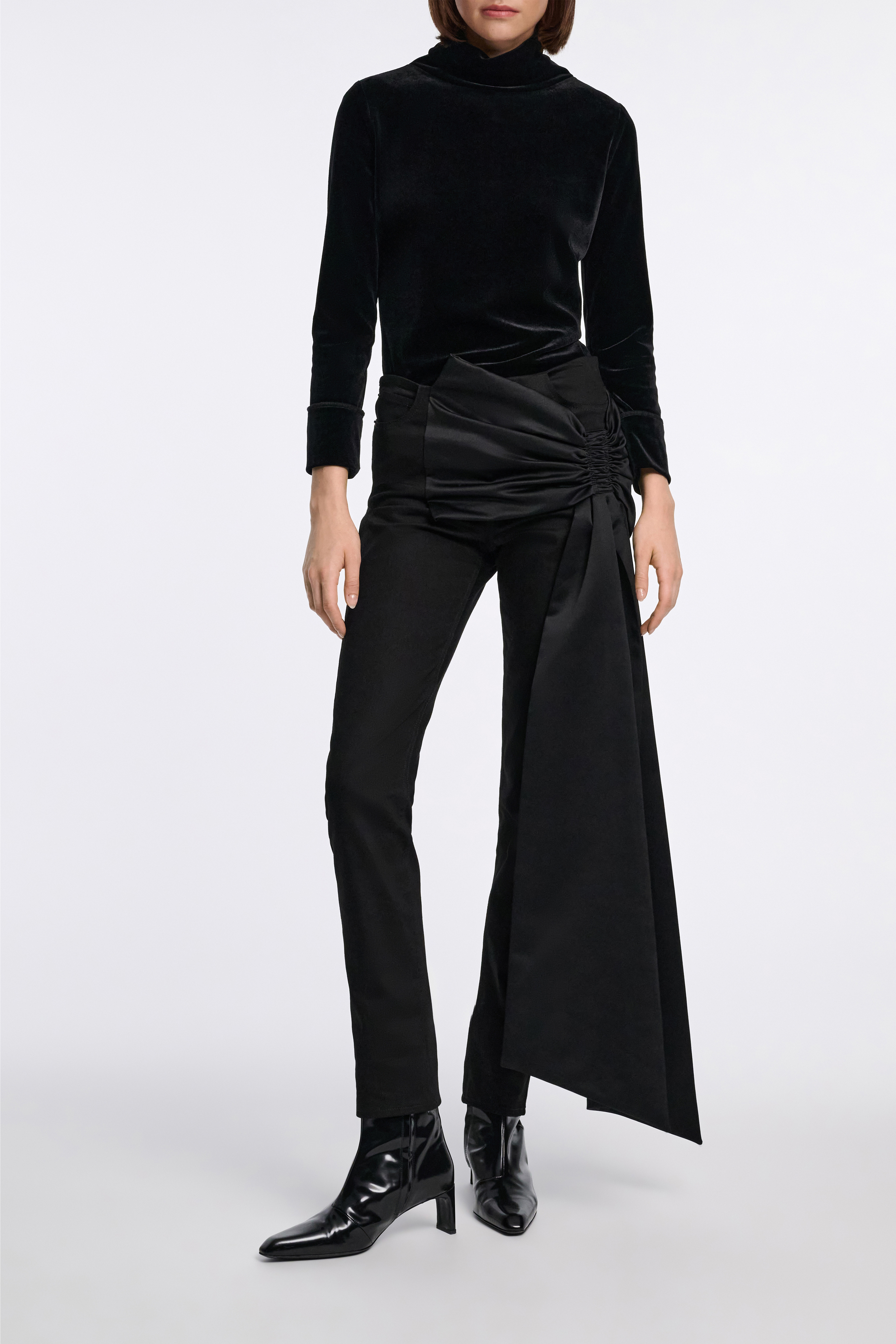 SUBTLE SHINE Ankle Boot - 3