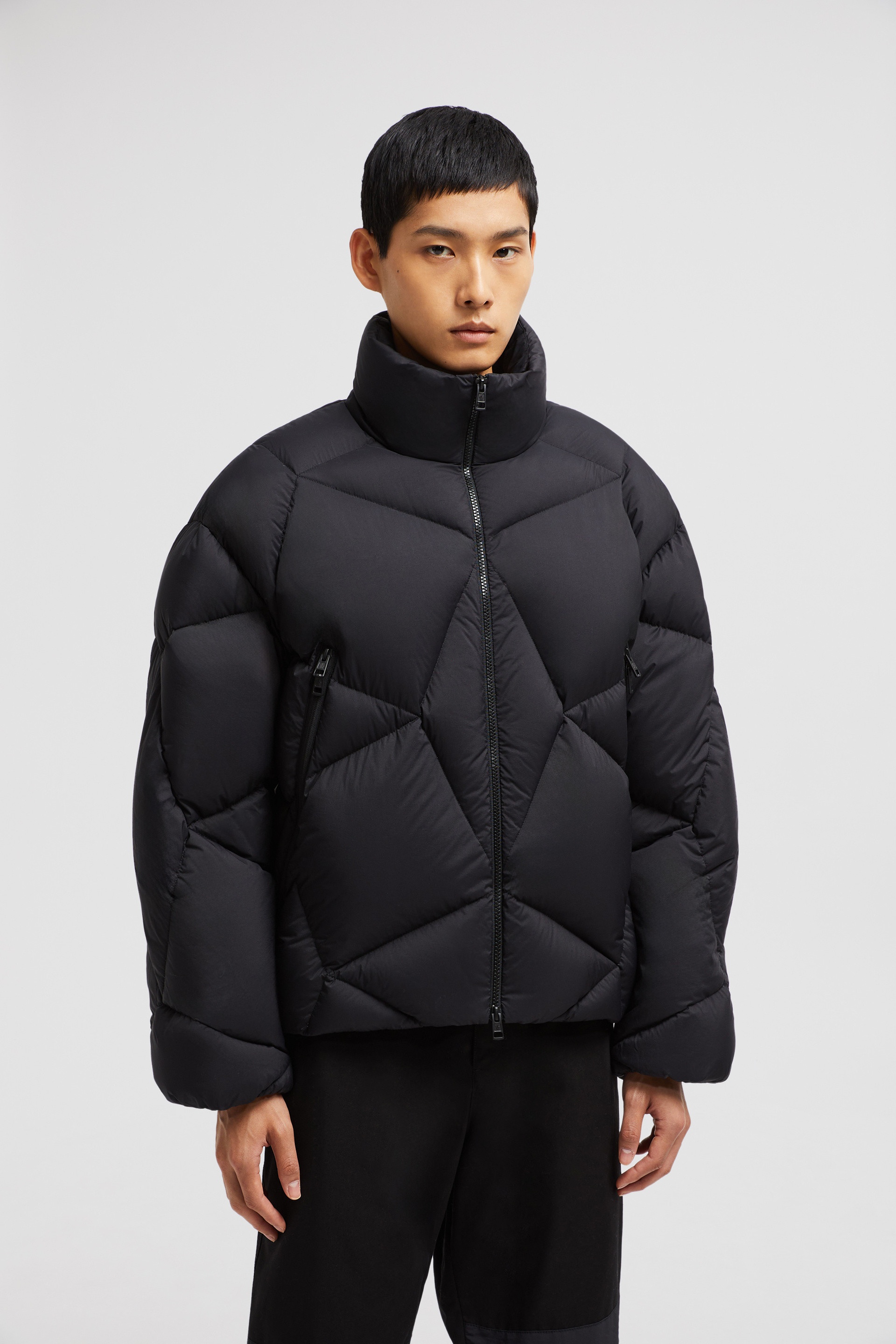 Moncler Vardar Short Down Jacket | REVERSIBLE