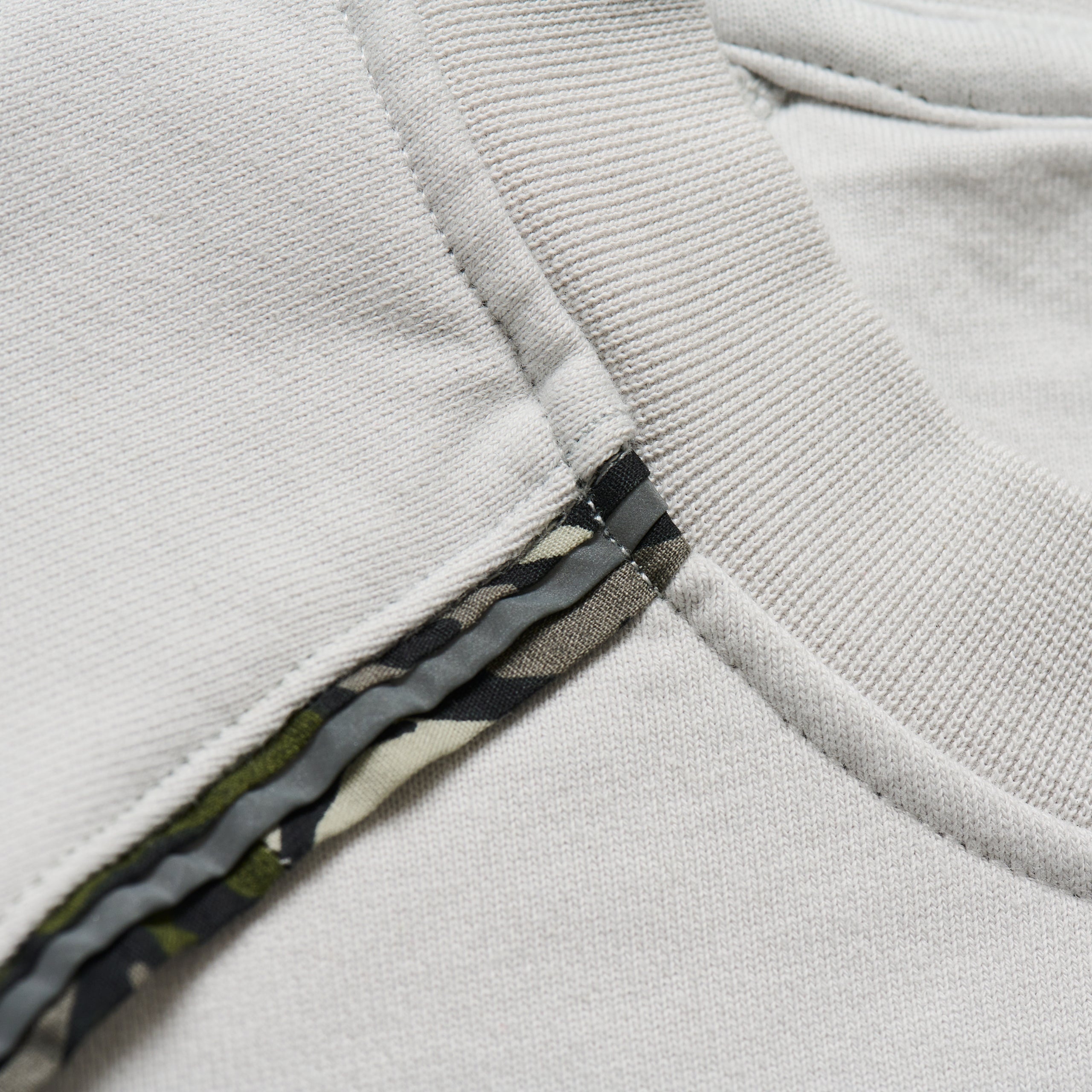PALACE MAHARISHI TEMPLE CREW STONE WHITE - 6