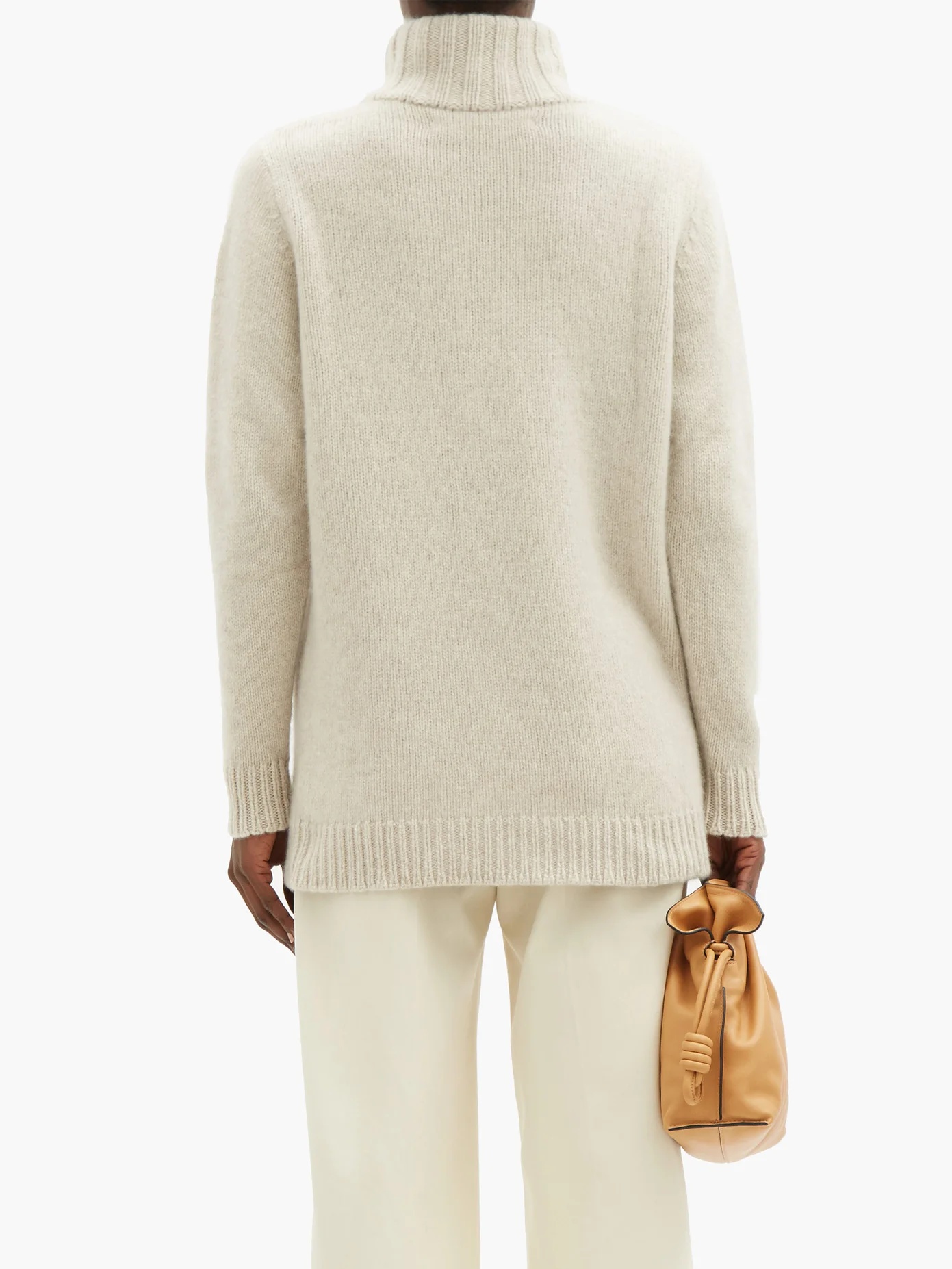 Roll-neck cashmere sweater - 5