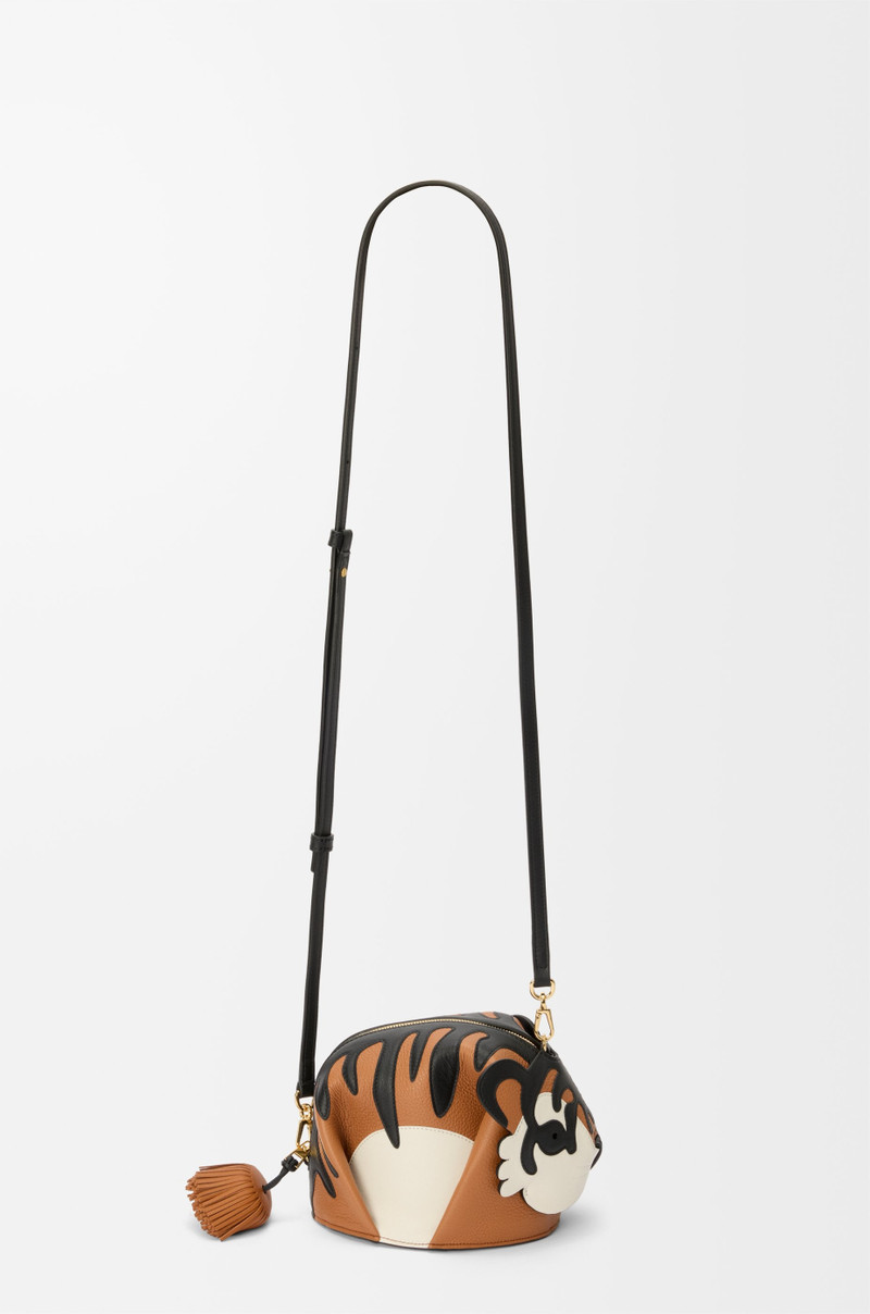 Tiger bag in calfskin 7