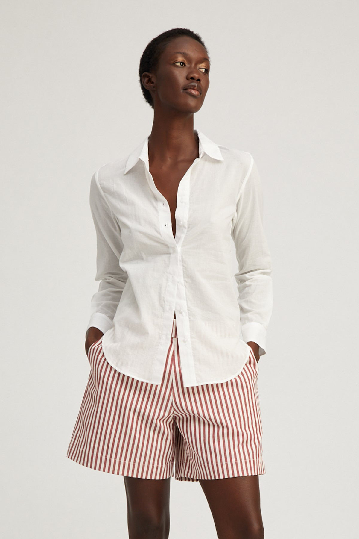 WHITE VOILE FITTED BUTTON DOWN - 4